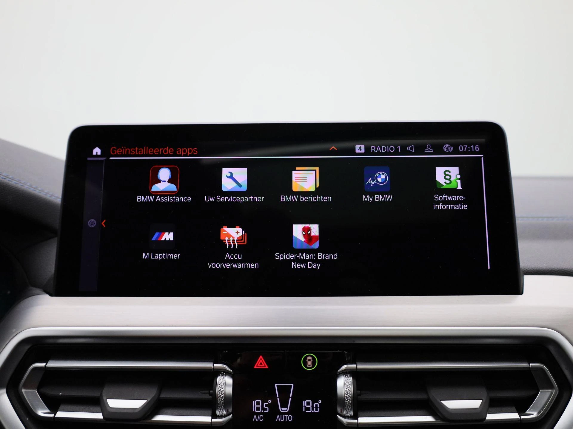 BMW-iX3-image-29