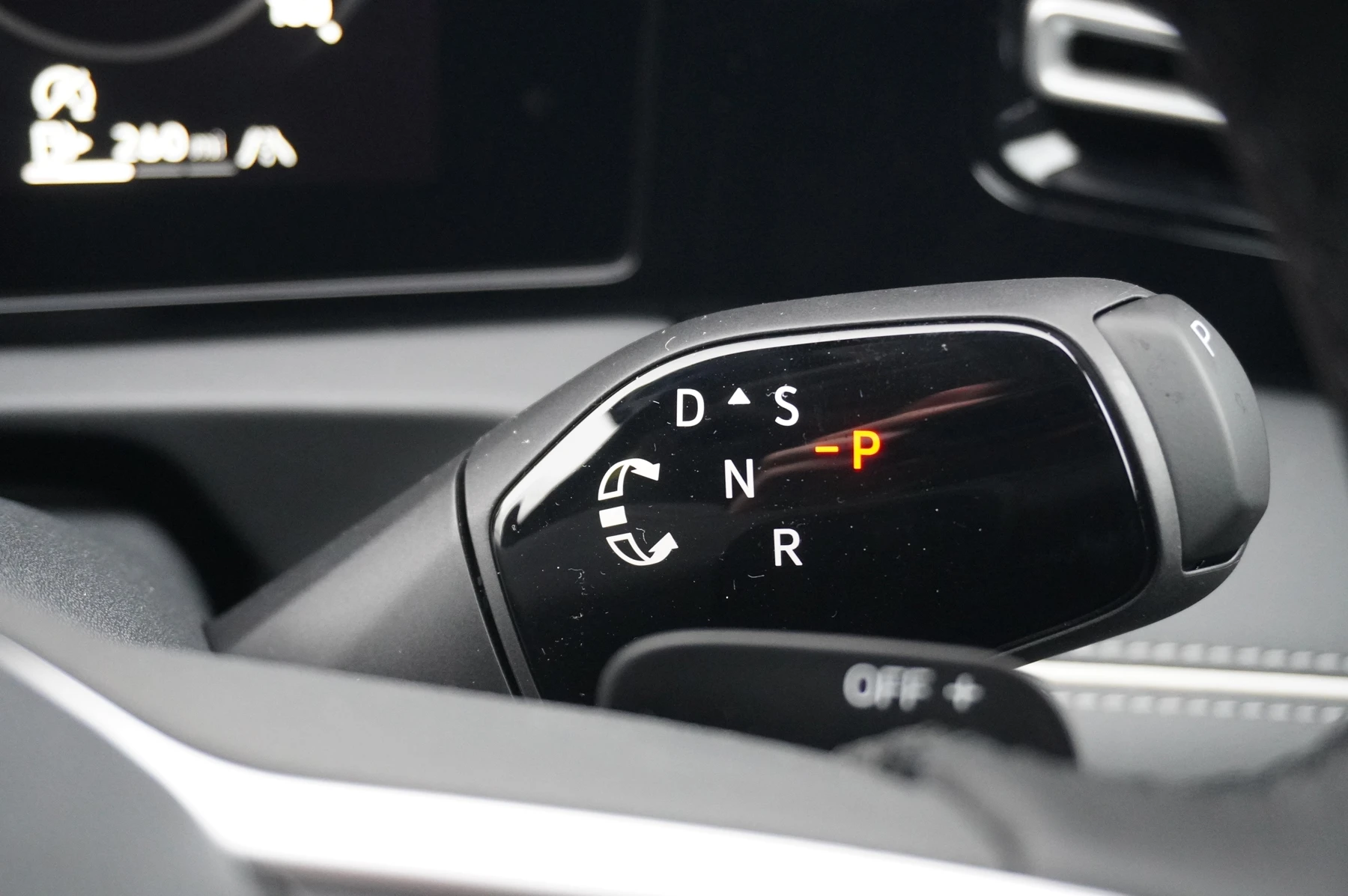 Volkswagen-Tiguan-image-31