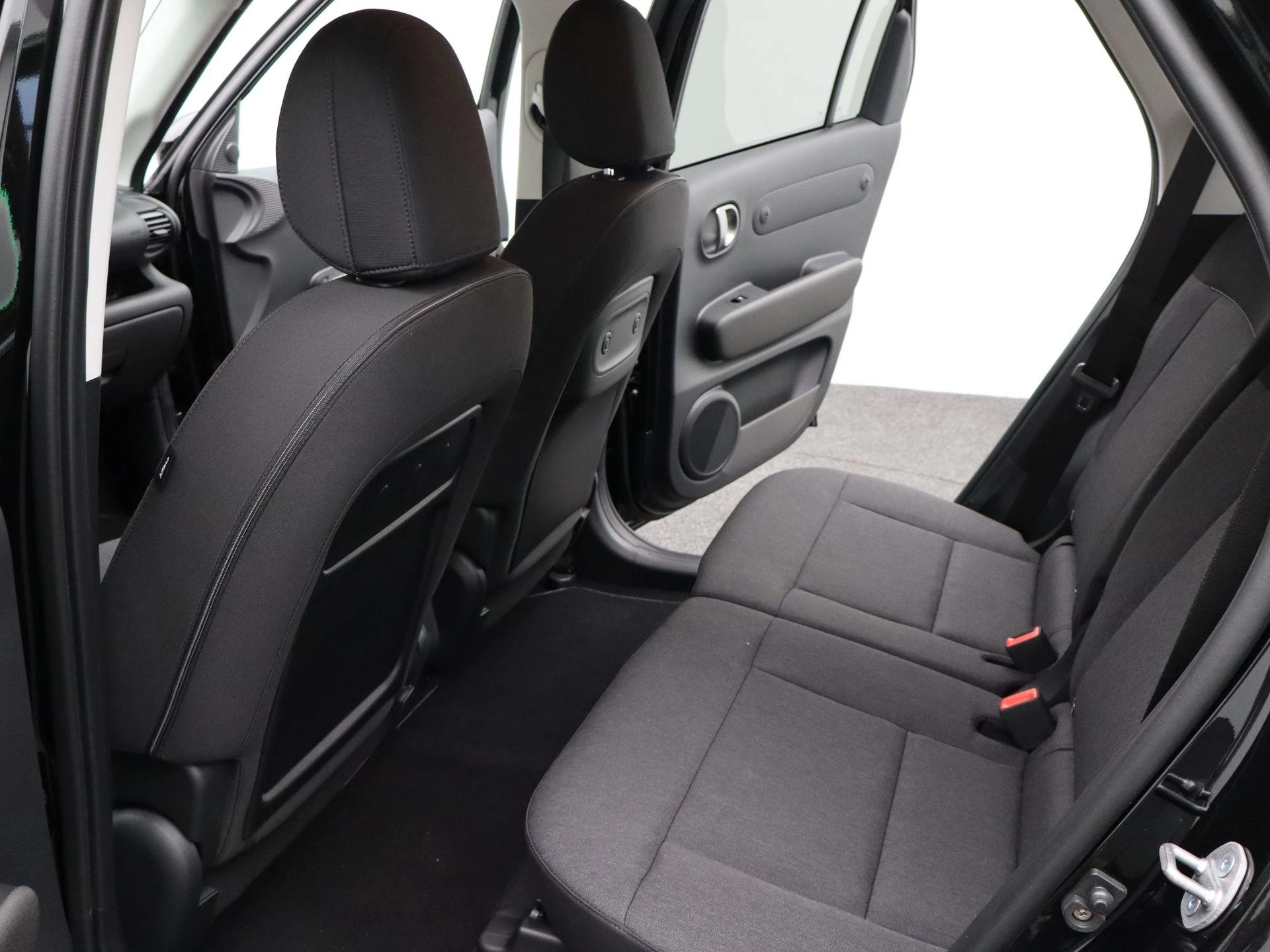 Hyundai-Inster-image-11