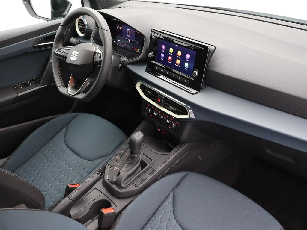 SEAT Arona Arona Play Plus 1.0 TSI 115pk DSG - AUTOMAAT - DEMO