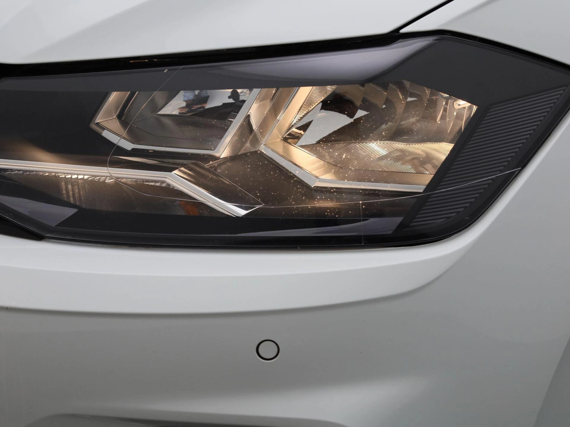 Volkswagen-Polo-image-14