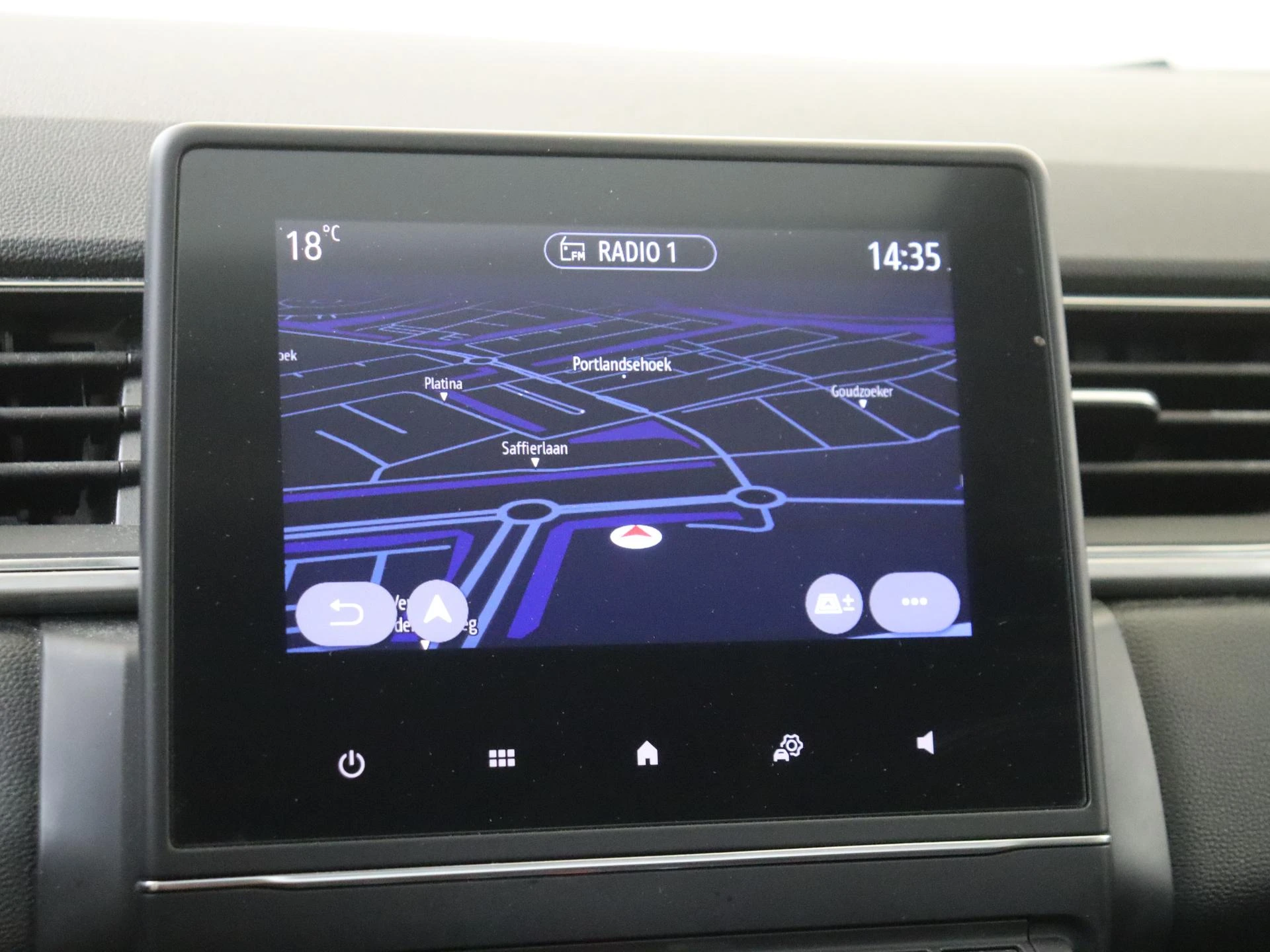Renault-Captur-image-20