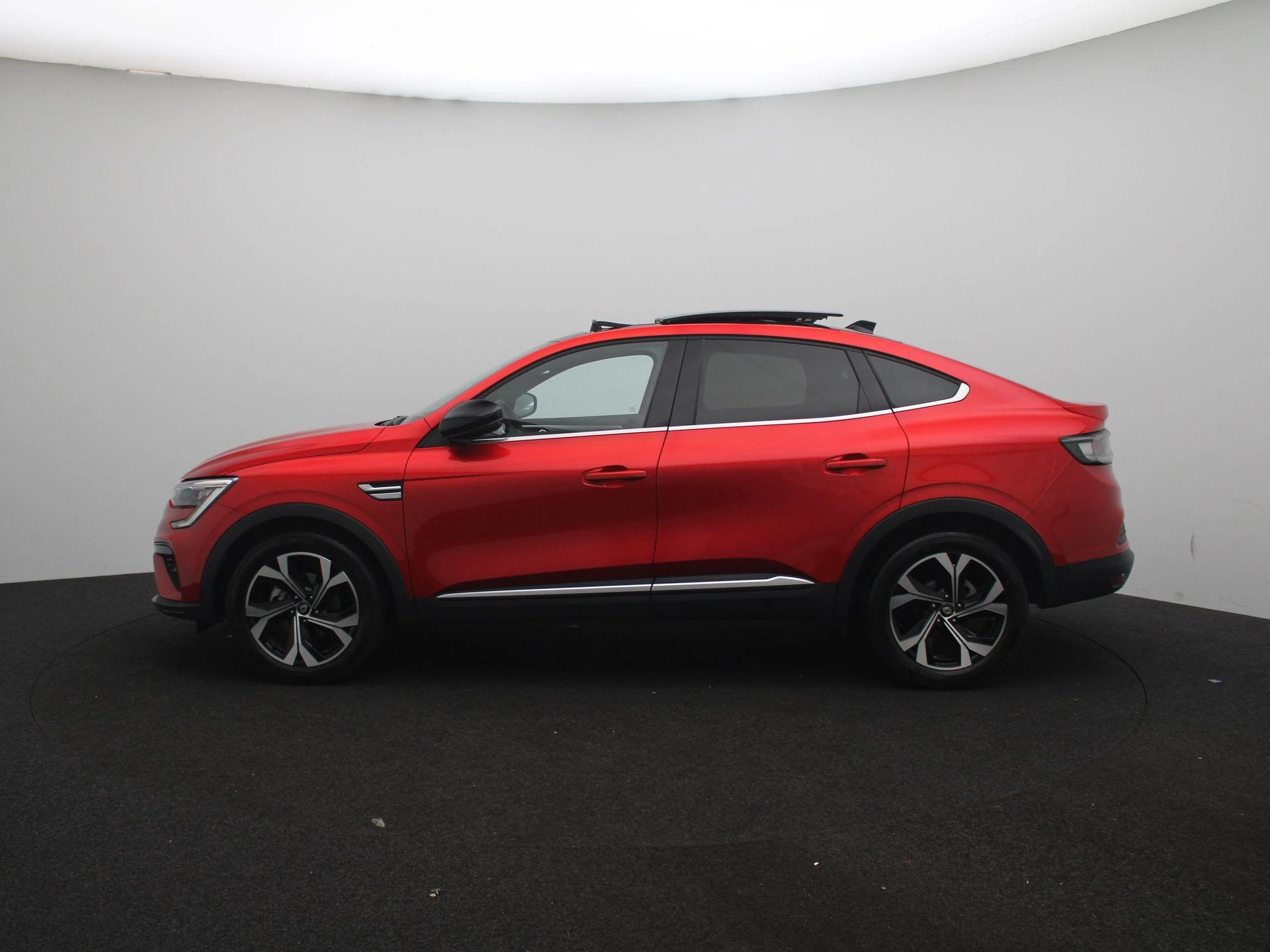 Renault Arkana E-Tech full hybrid 145 techno