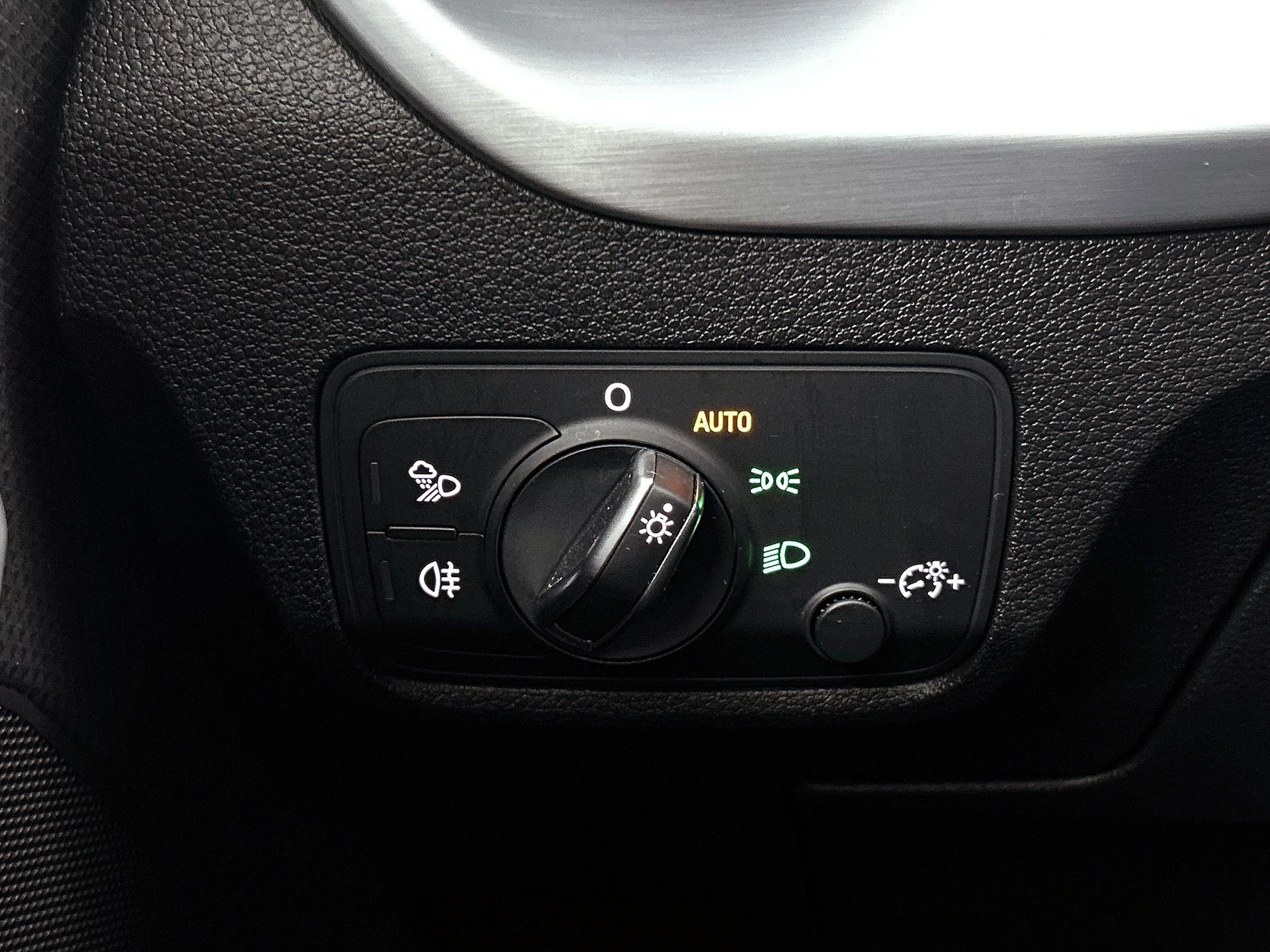 Audi-Q2-image-28