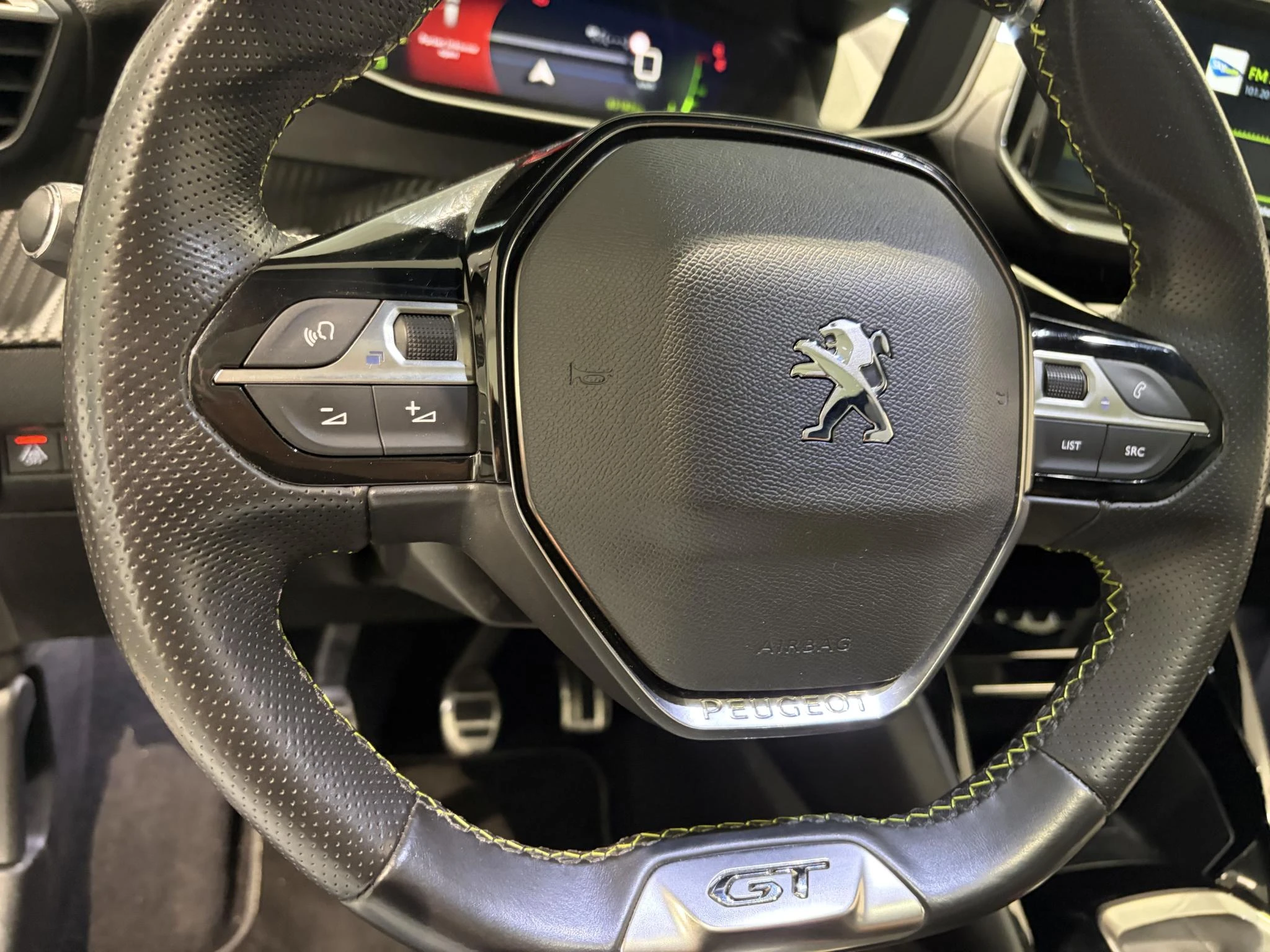 Peugeot-208-image-11