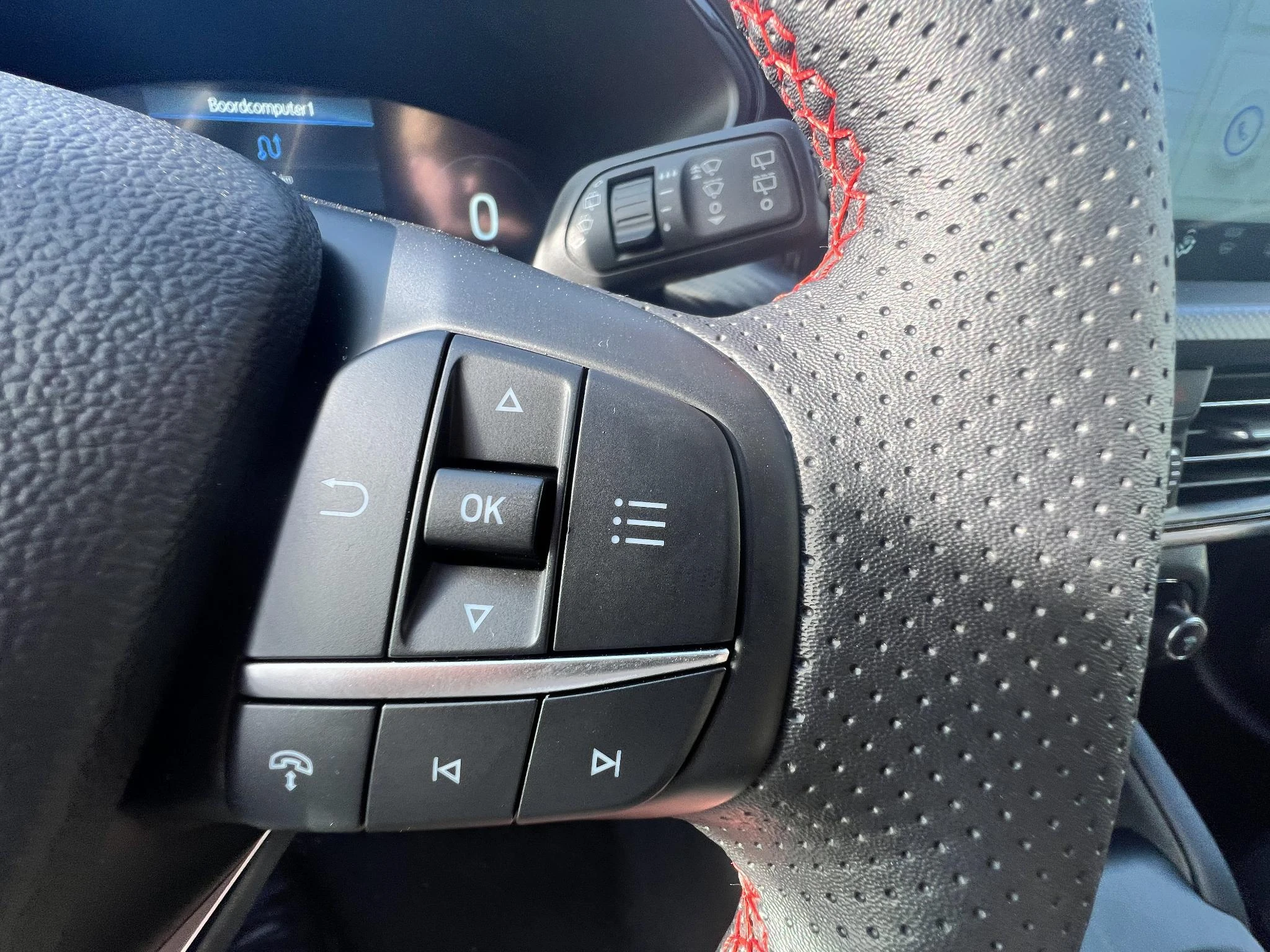 Ford-Kuga-image-13