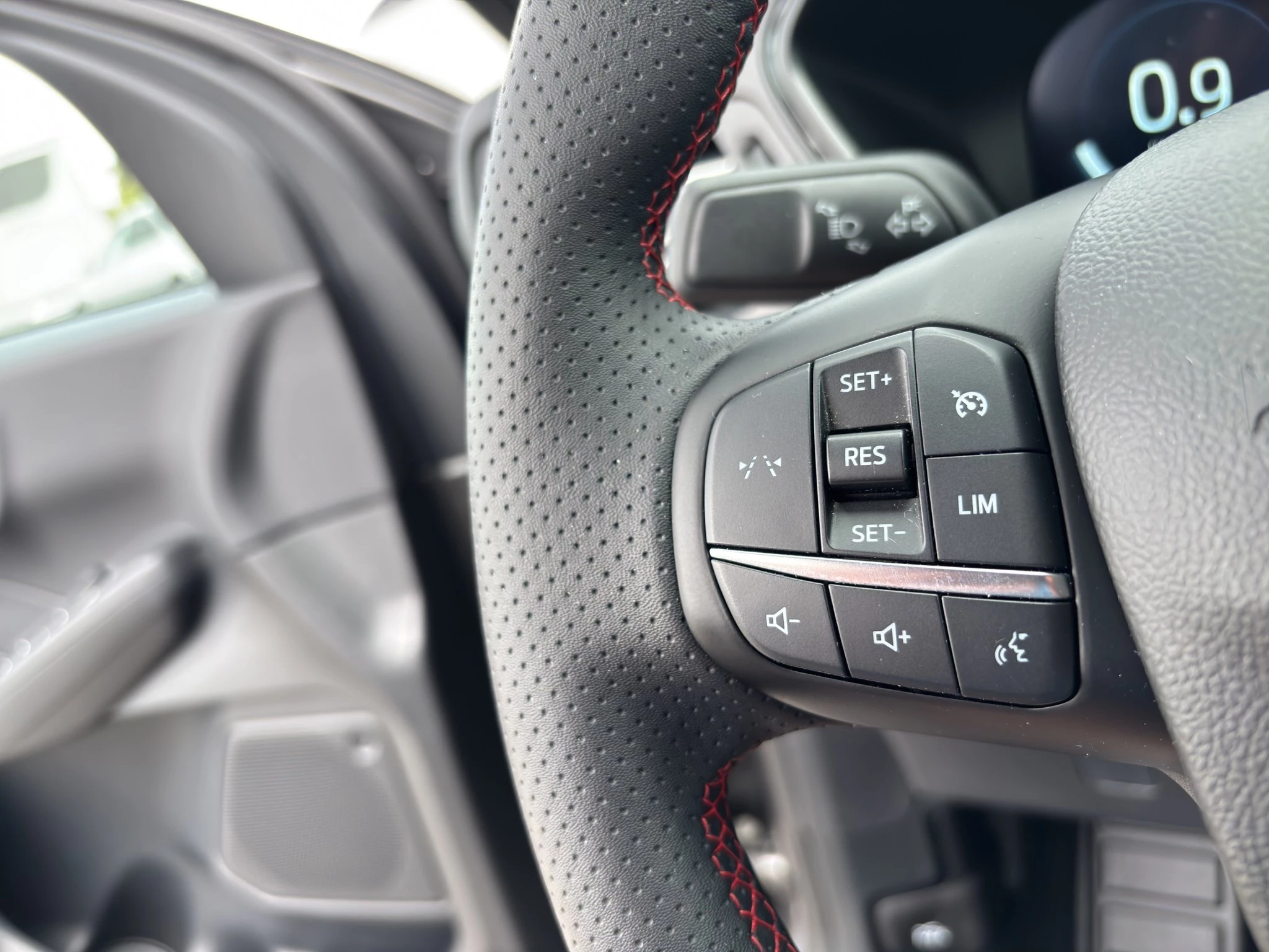 Ford Kuga ST-Line Aut.*KAM*LED-MATRIX*NAVI*GRA*WINTER-PKT.