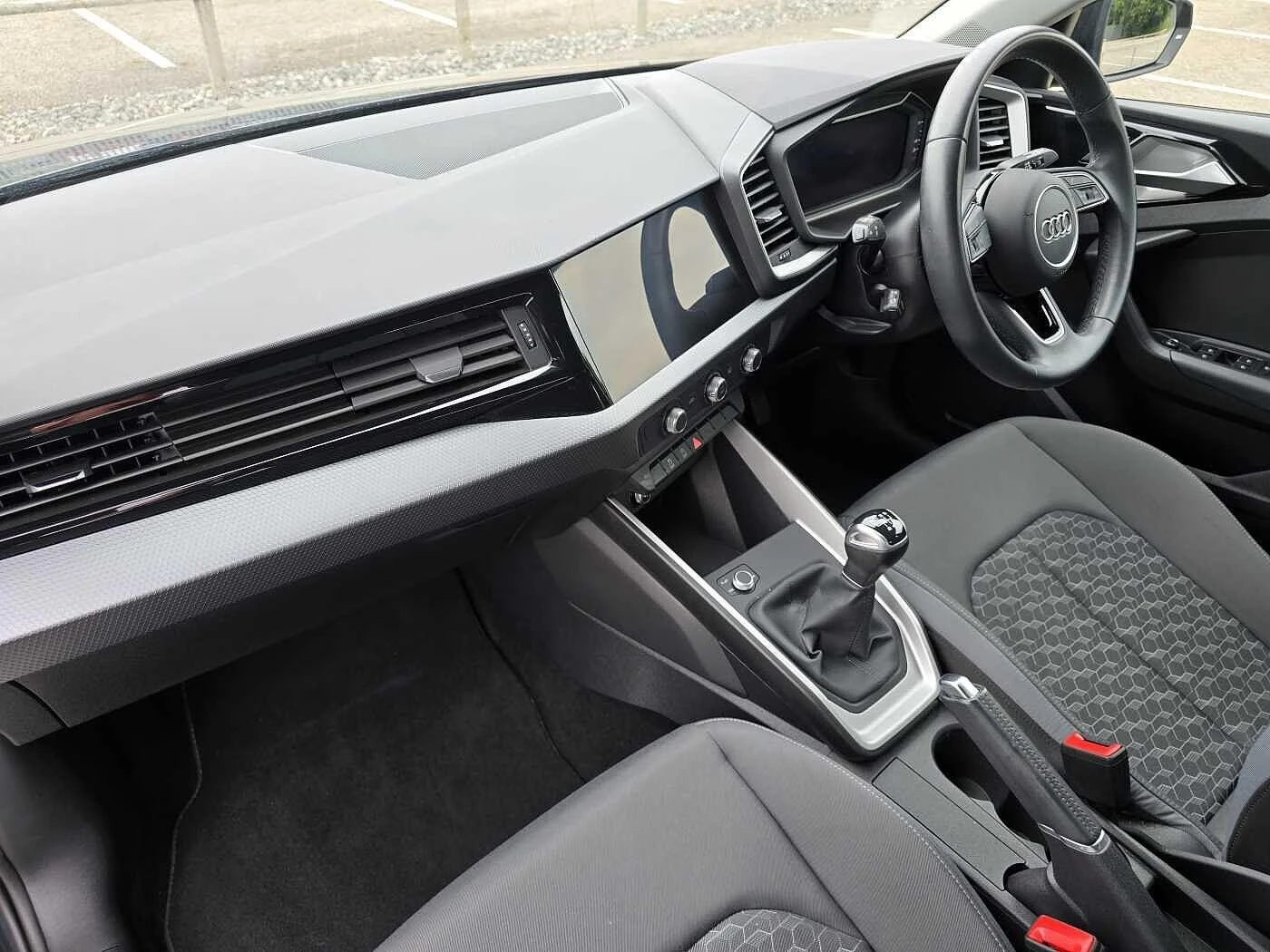 Audi-A1 Sportback-image-1