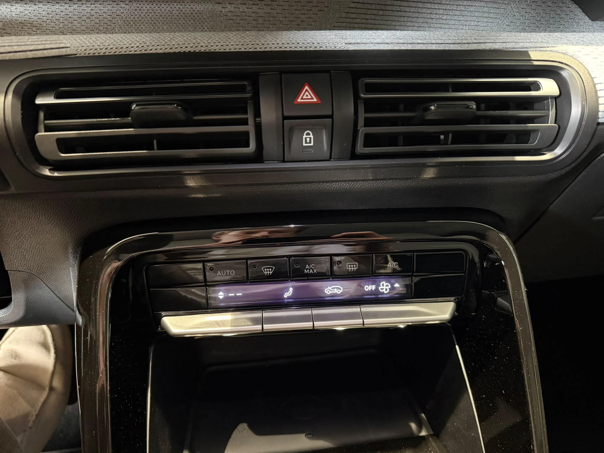 Citroën-ë-C3 Aircross-image-11
