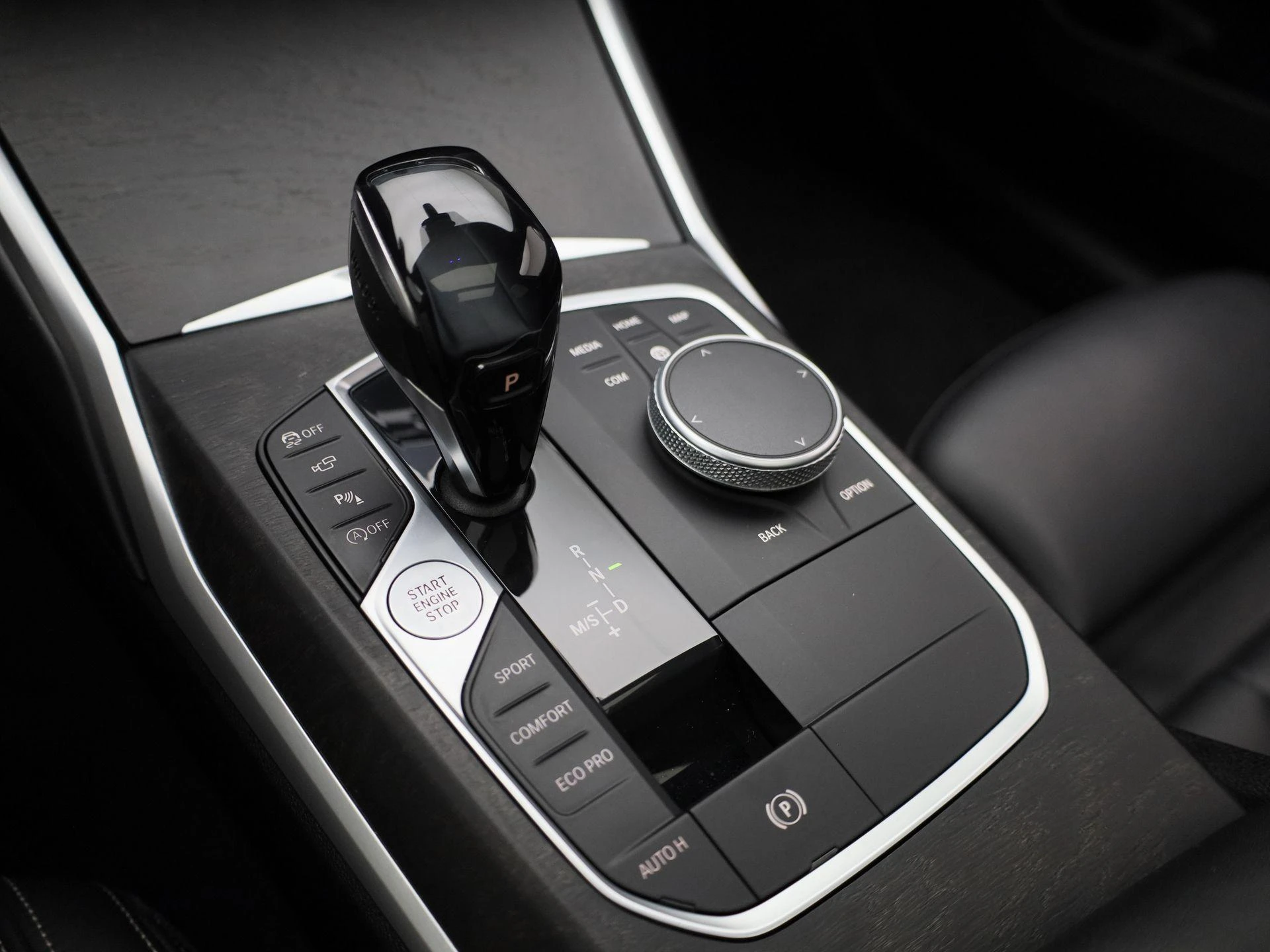 BMW-3 Serie-image-24