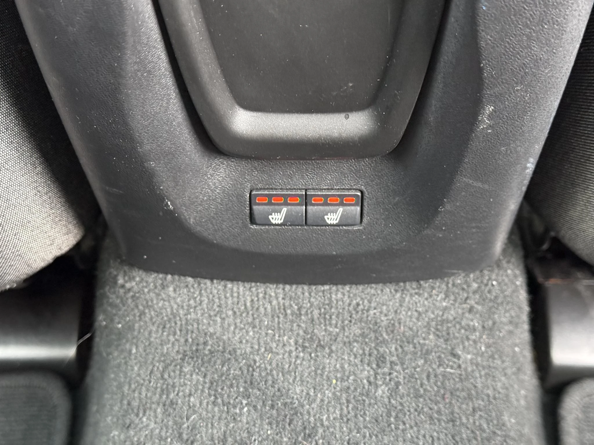 Volvo-V40-image-10