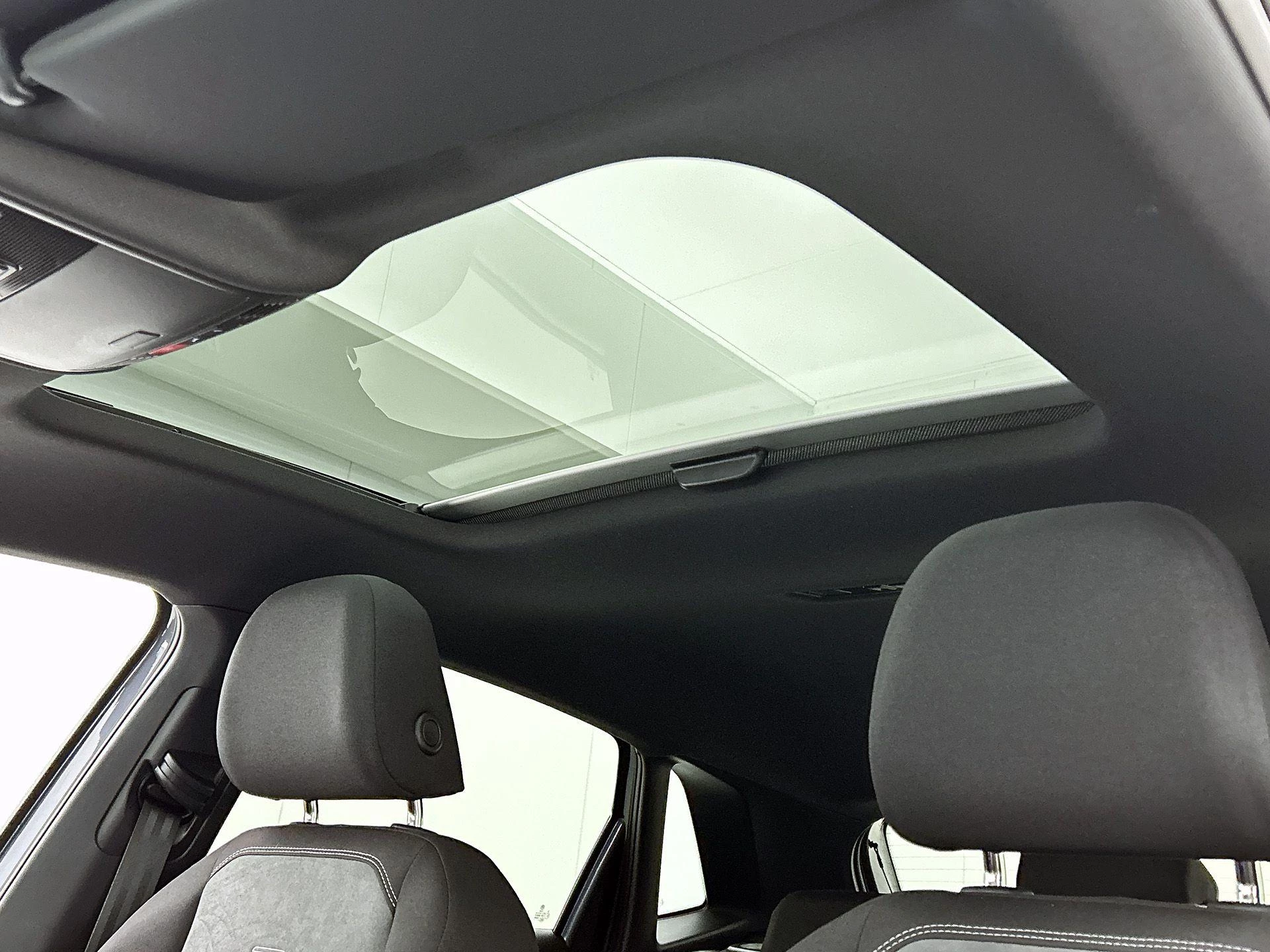 Volkswagen-Polo-image-30