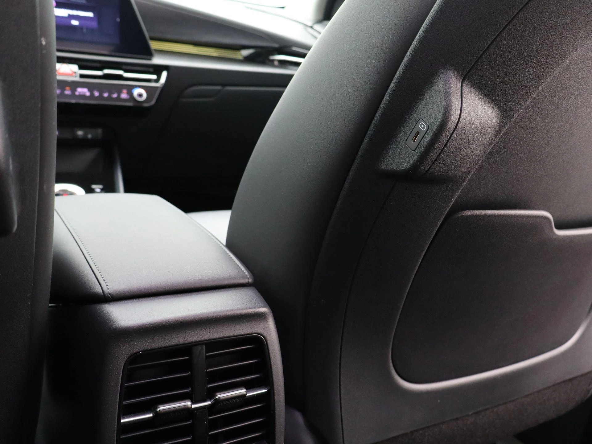Kia Niro 1.6 GDi Hybrid Launch Edition