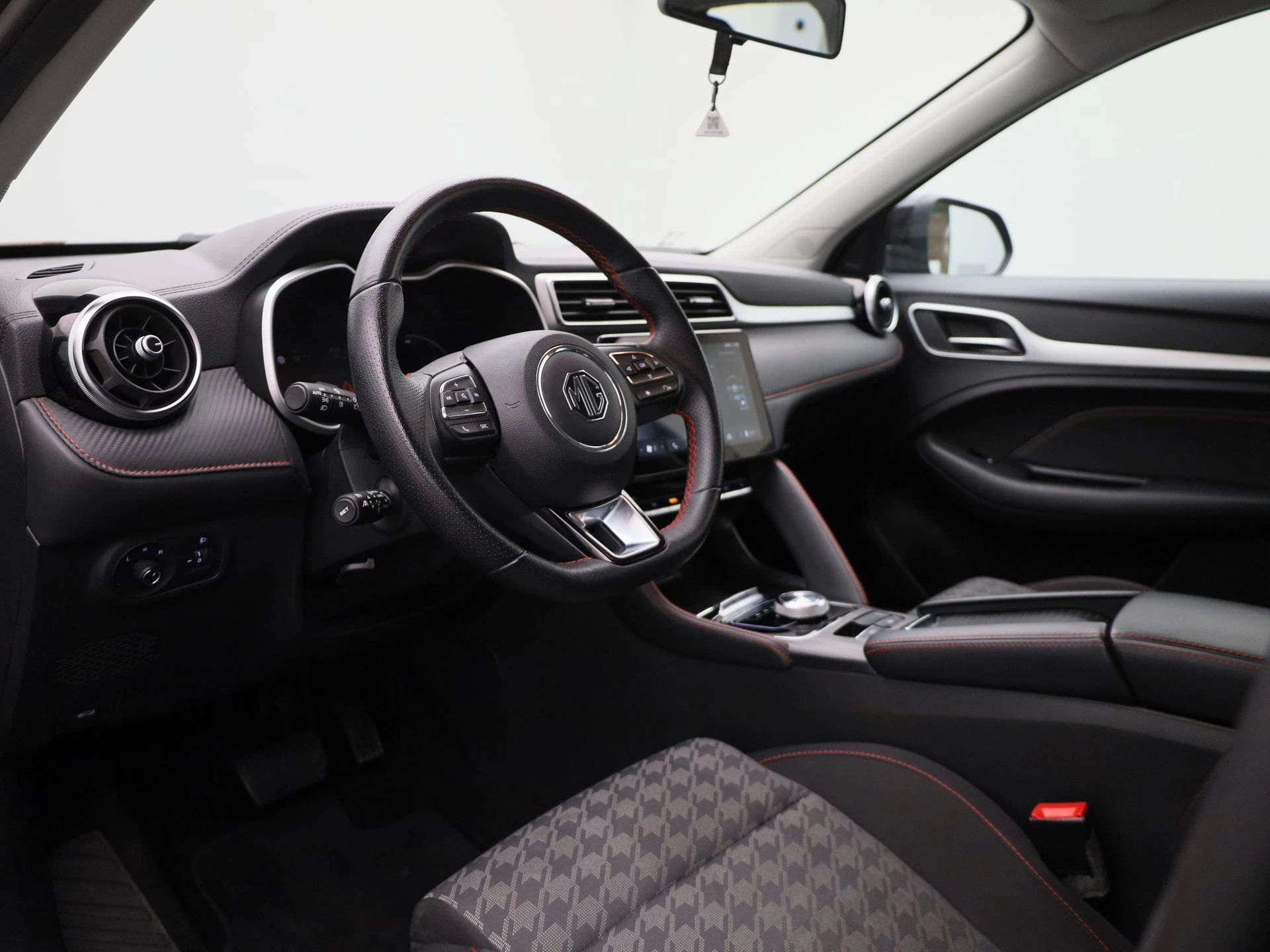 MG-ZS EV-image-33