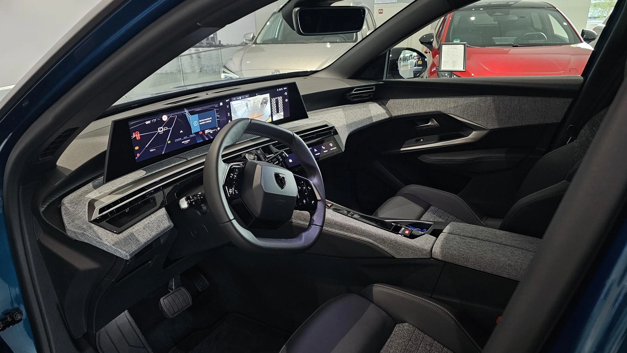 Peugeot 5008 1.2 Hybrid 145 Allure 7p