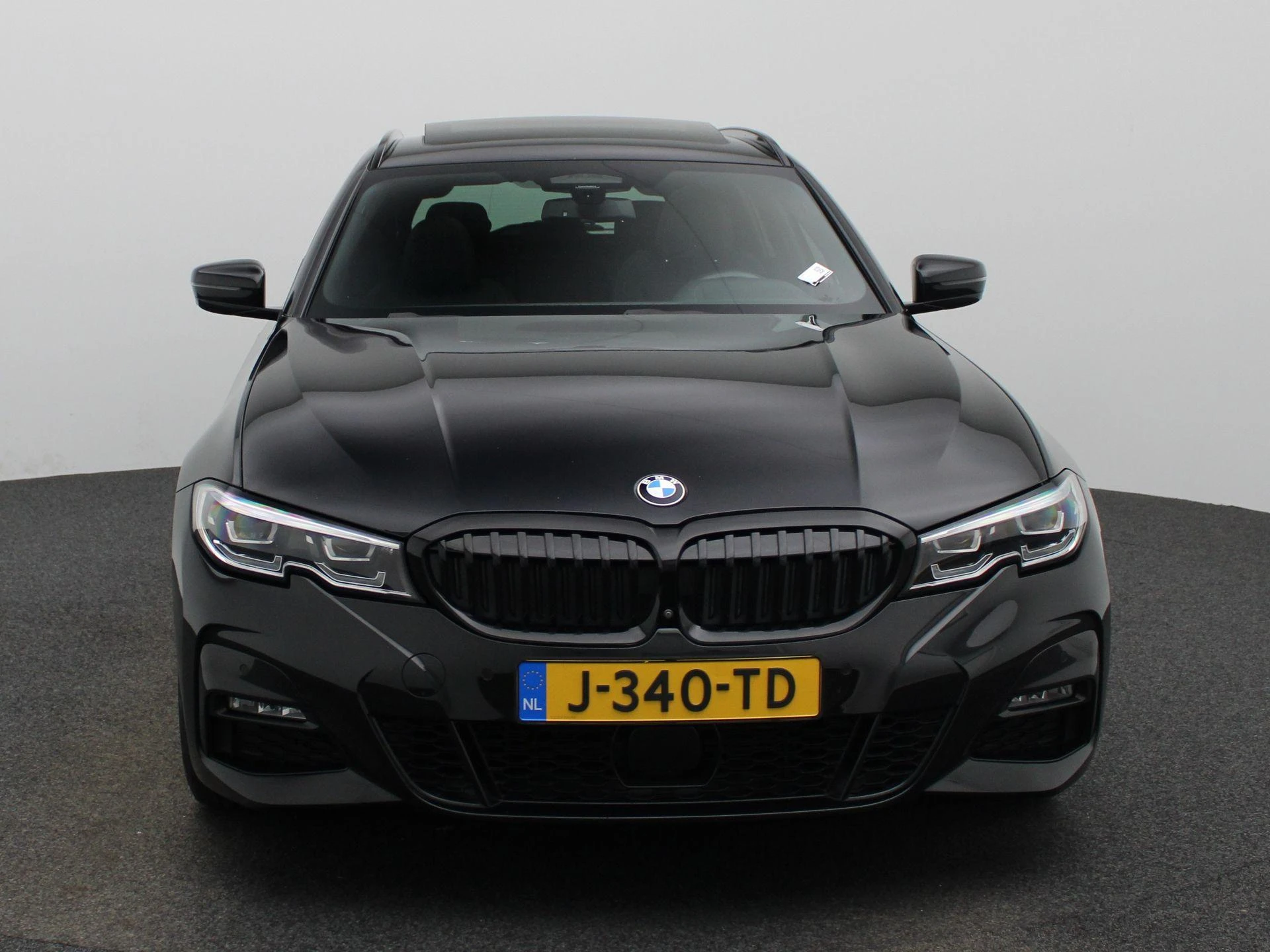 BMW-3 Serie-image-2