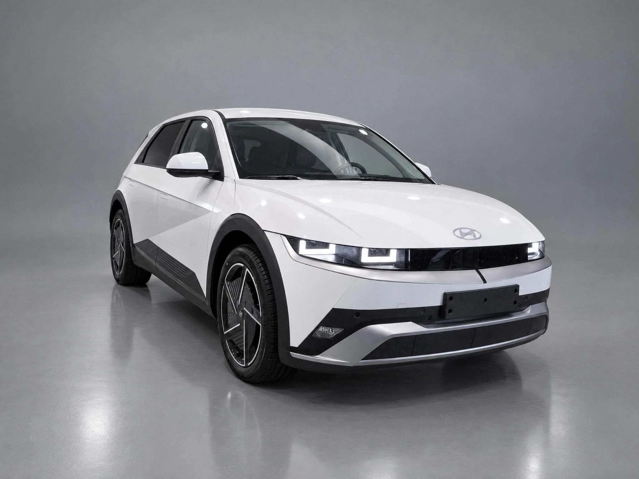 Hyundai-IONIQ 5-image-4