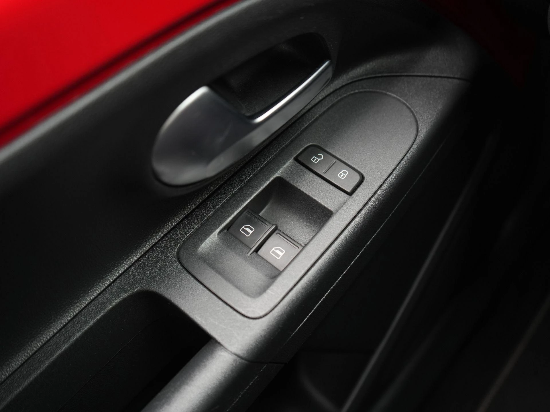 Volkswagen-up!-image-20