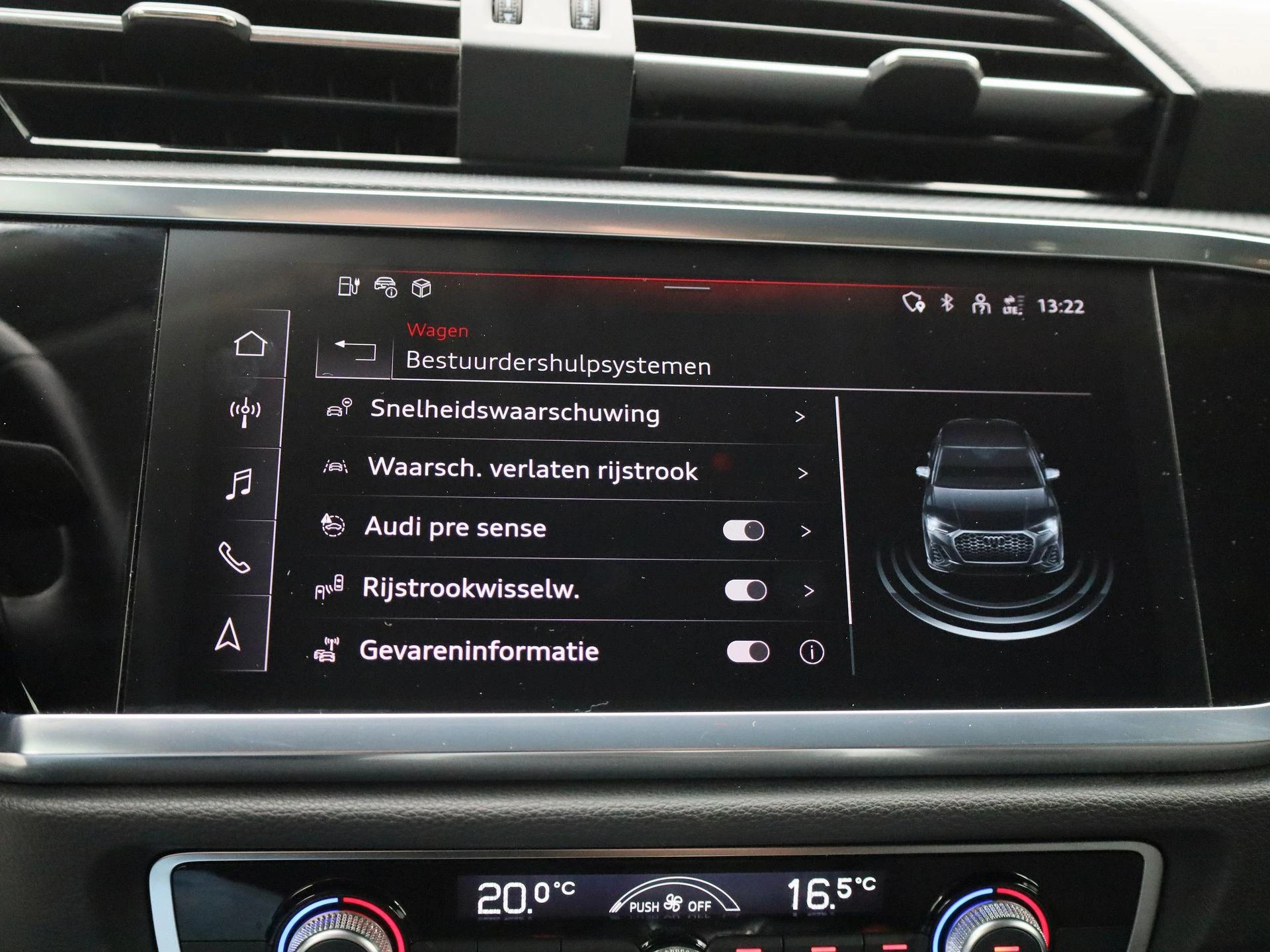 Audi-Q3-image-30