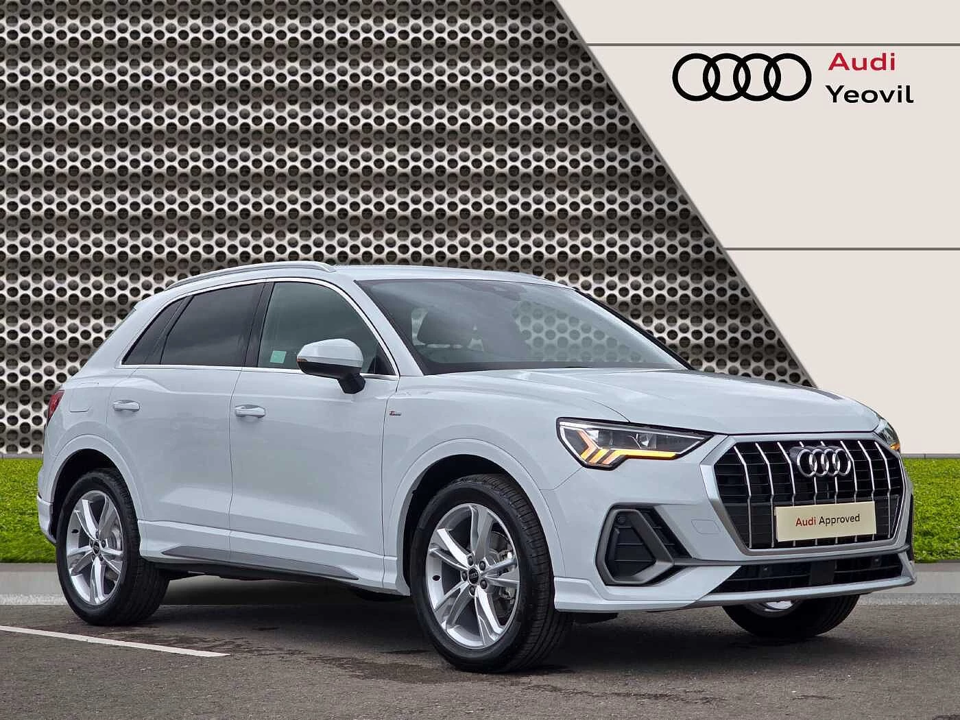 Audi-Q3-image-21