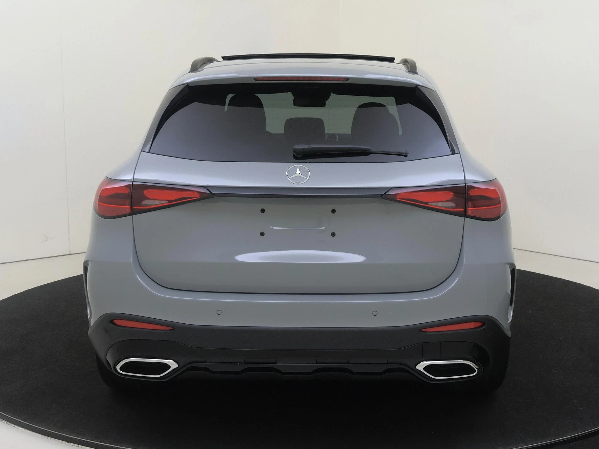 Mercedes-Benz-GLC-image-6