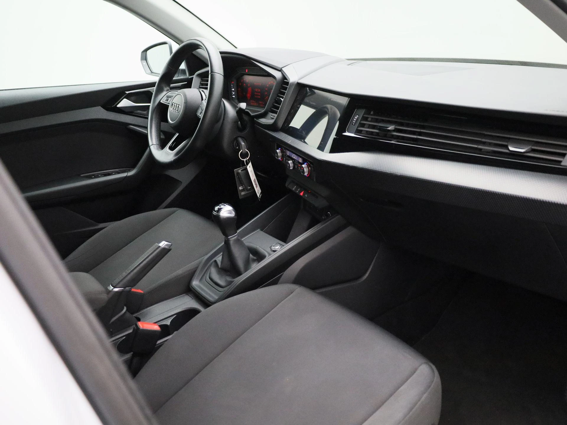 Audi-A1 Sportback-image-34