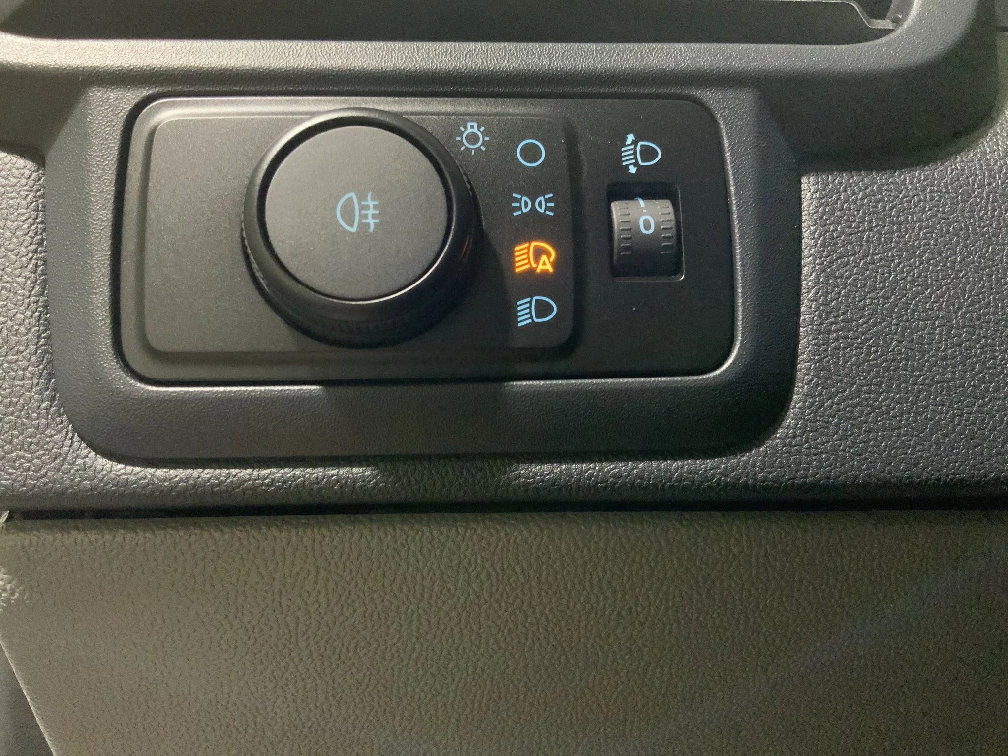 Ford Transit Custom Trend 320 L1 Automatik MJ 2026.50 *Aktionspreis ab Lager bis zum 30.06.2026*