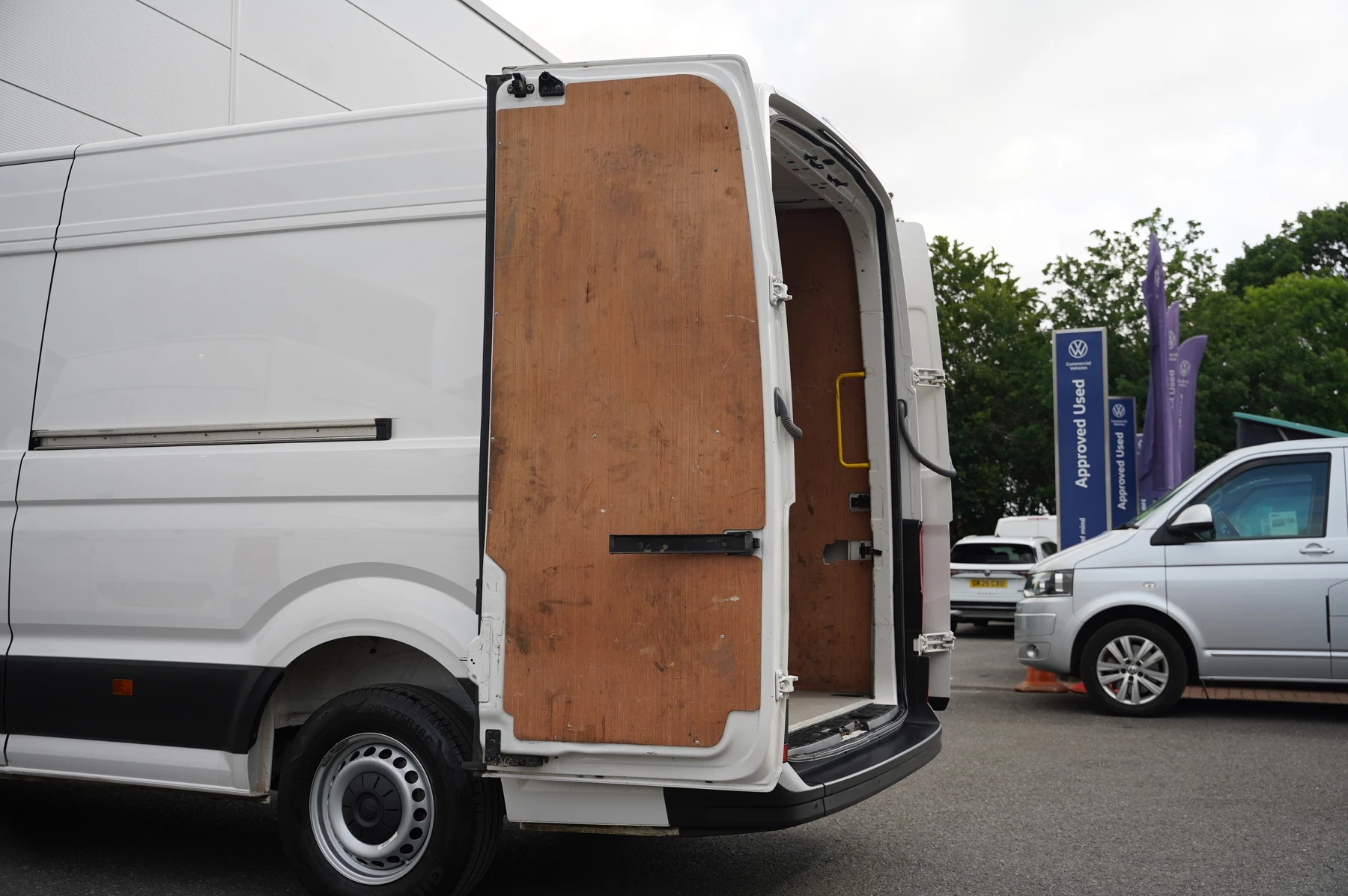 Volkswagen-Crafter-image-35
