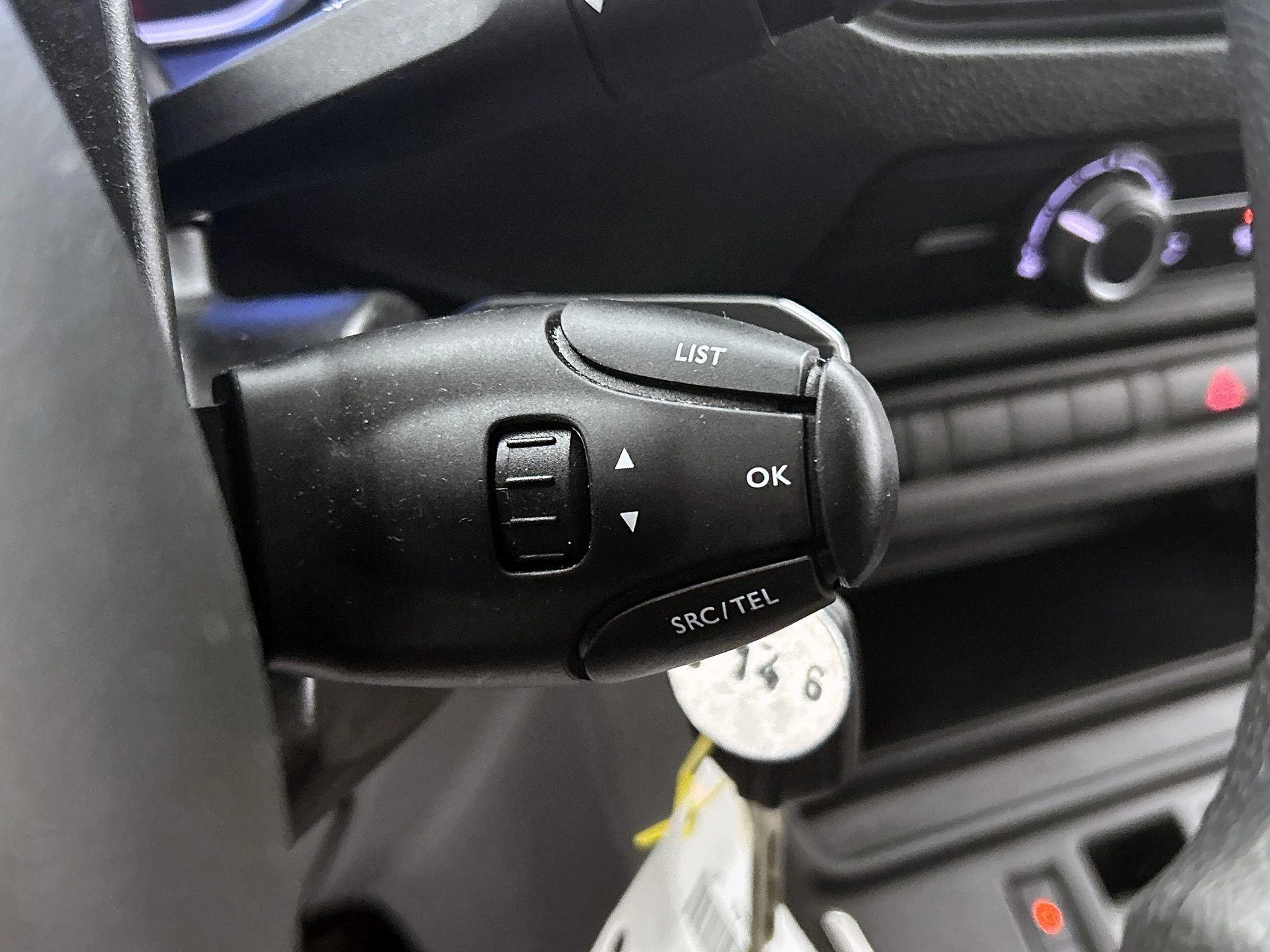 Opel-Vivaro-e-image-7