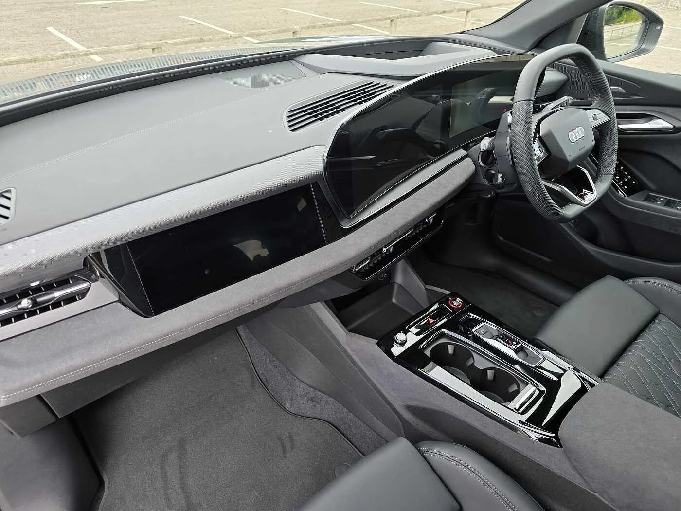Audi-Q6 e-tron-image-9