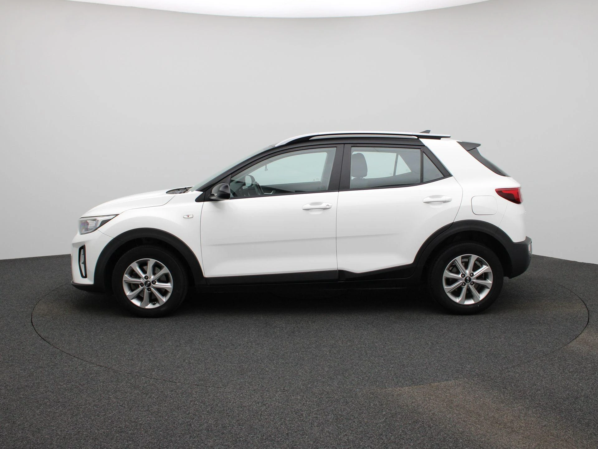 Kia-Stonic-image-3