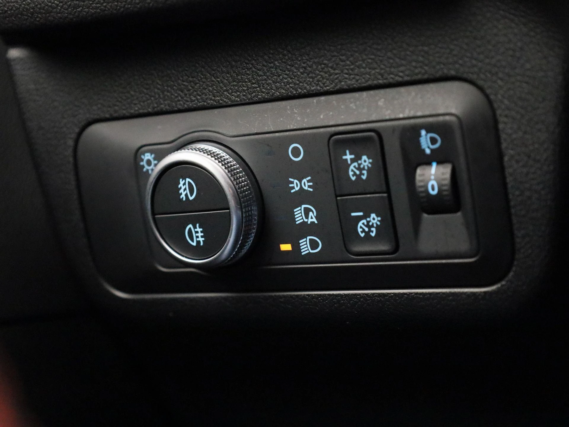Ford-Kuga-image-24