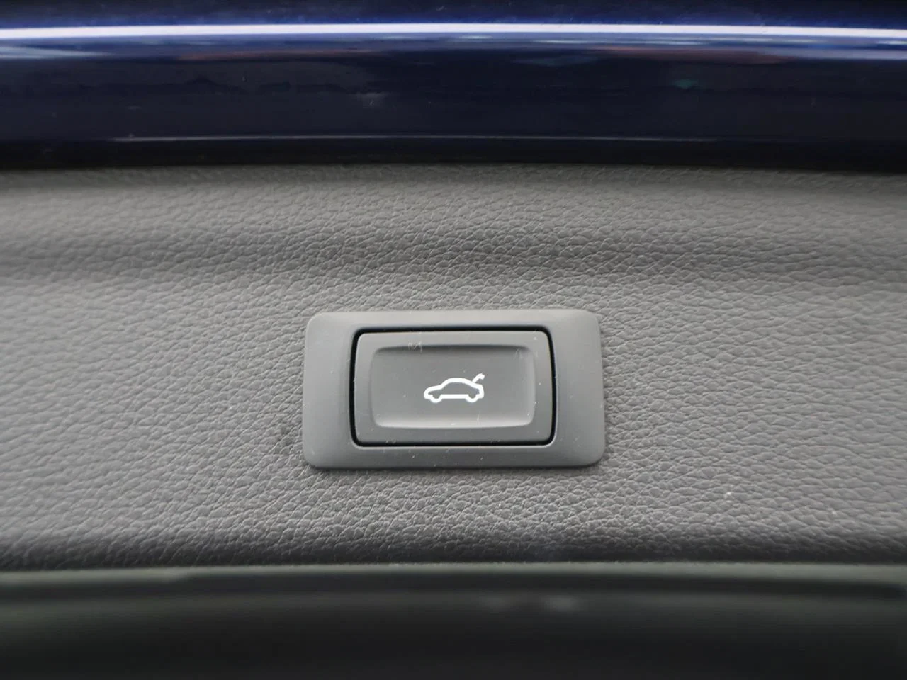 Audi-Q3-image-24