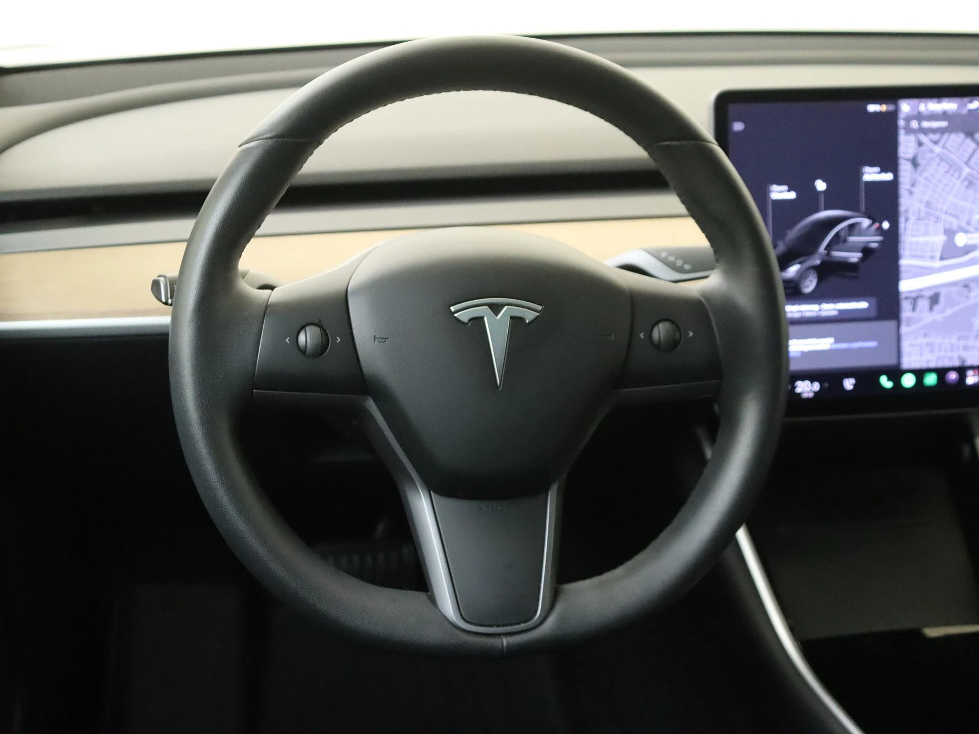 Tesla-Model 3-image-9