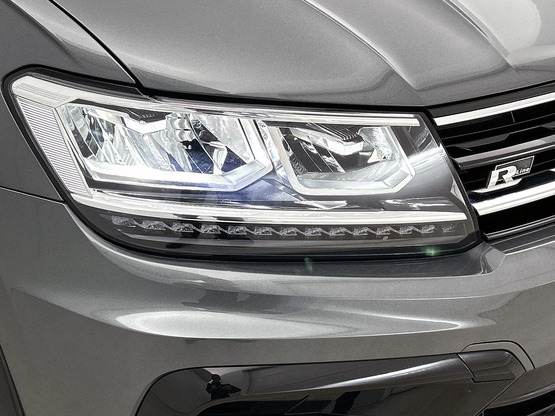 Volkswagen-Tiguan-image-26