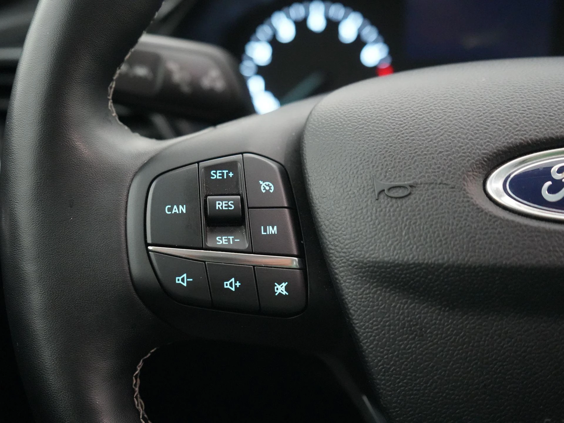 Ford-Puma-image-17