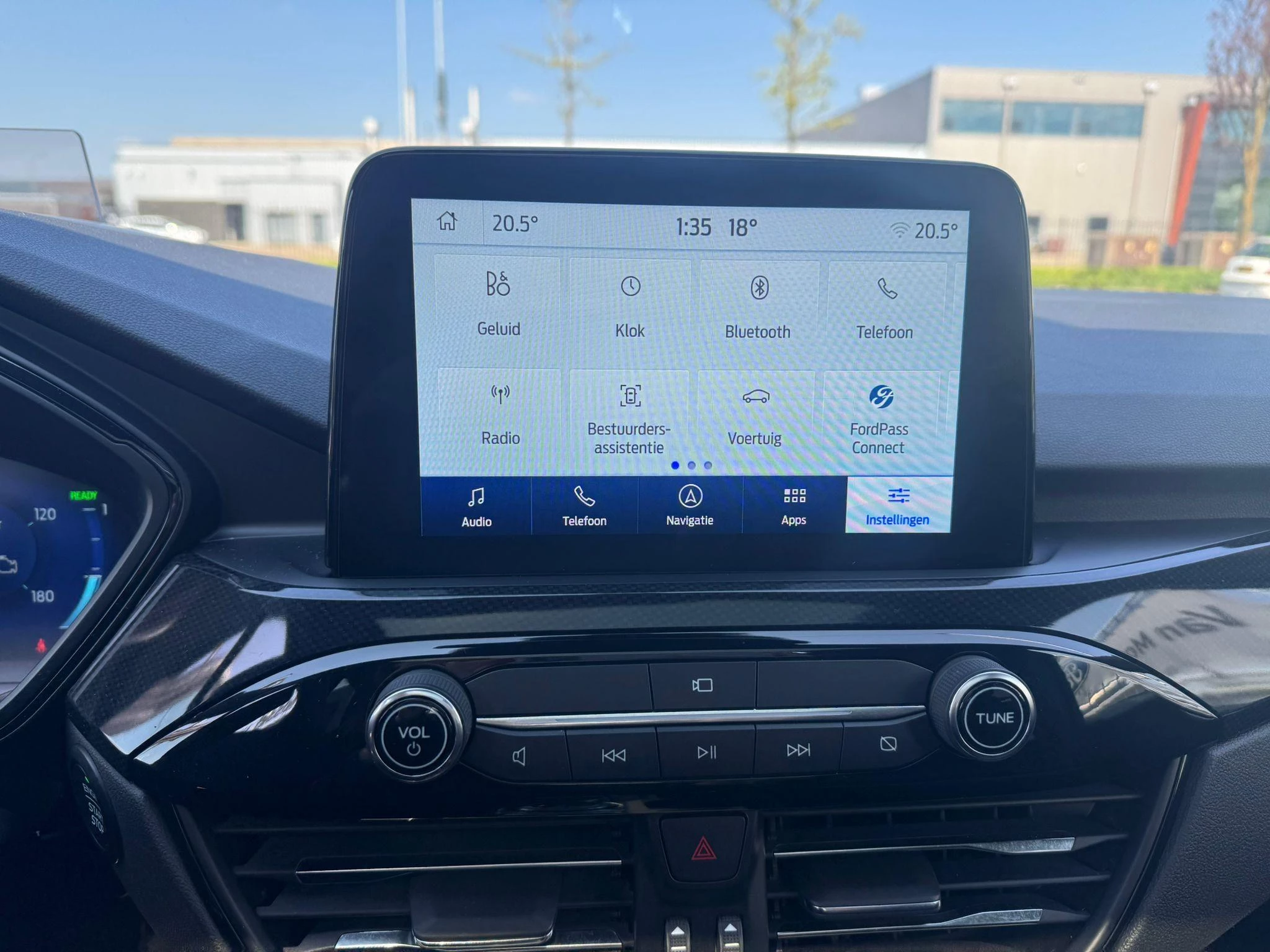 Ford-Kuga-image-21