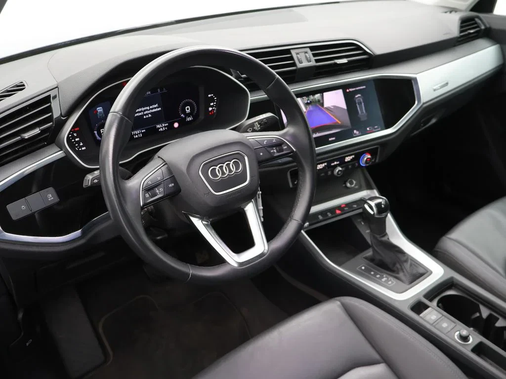Audi-Q3-image-12