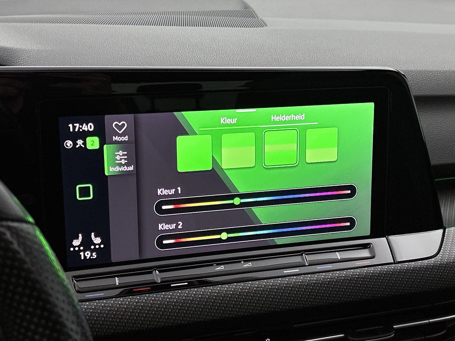 Volkswagen Golf 1.5 eTSI R-Line