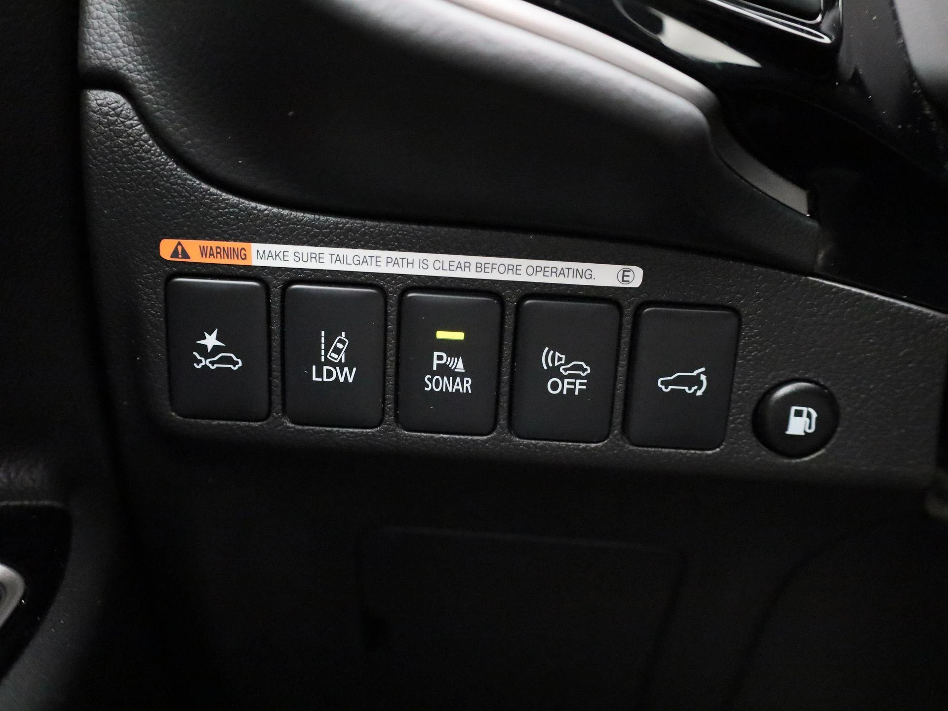 Mitsubishi-Outlander-image-24