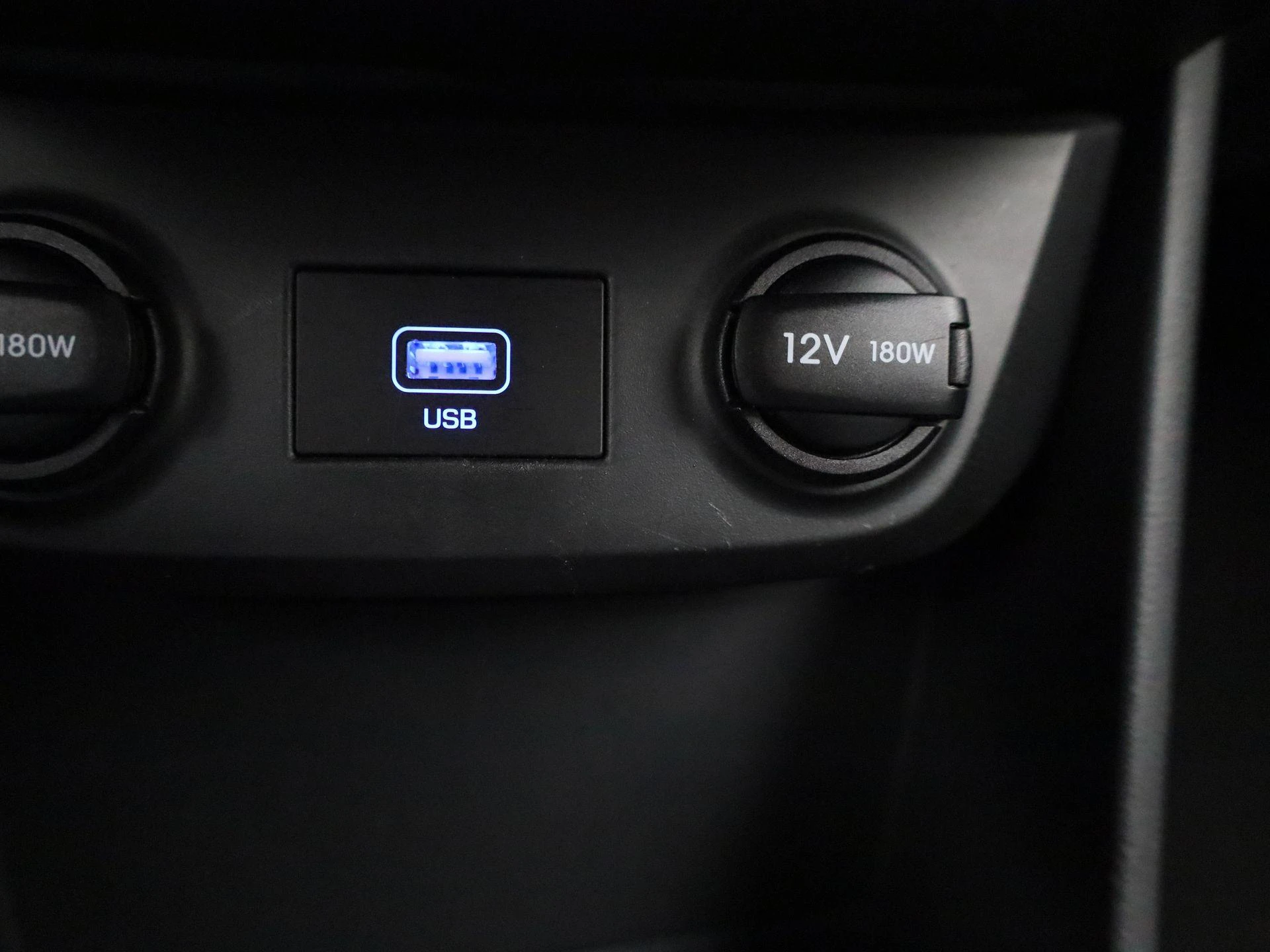 Hyundai-IONIQ-image-29