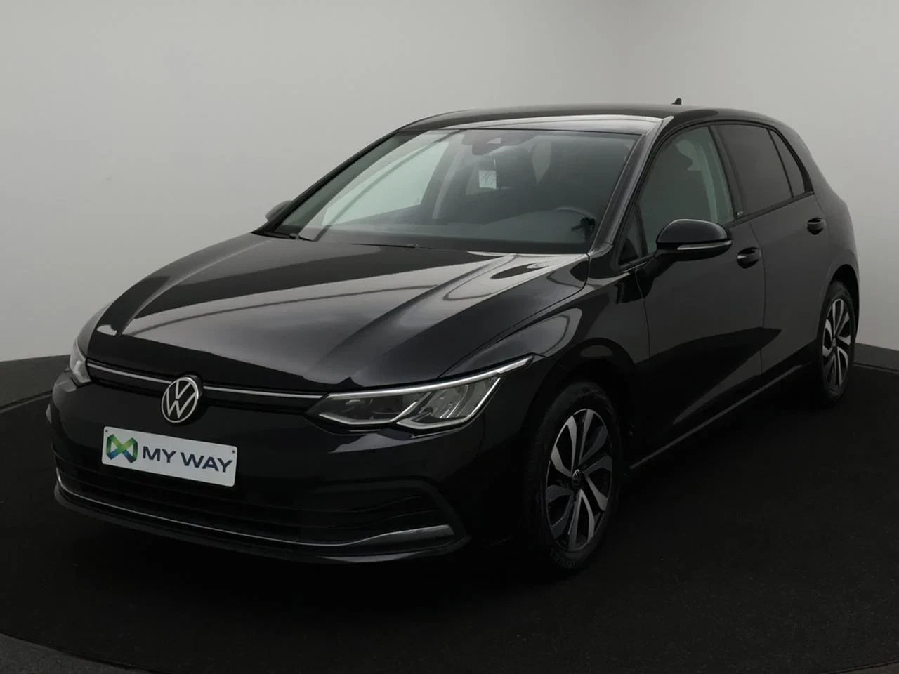 Volkswagen-Golf-image-0