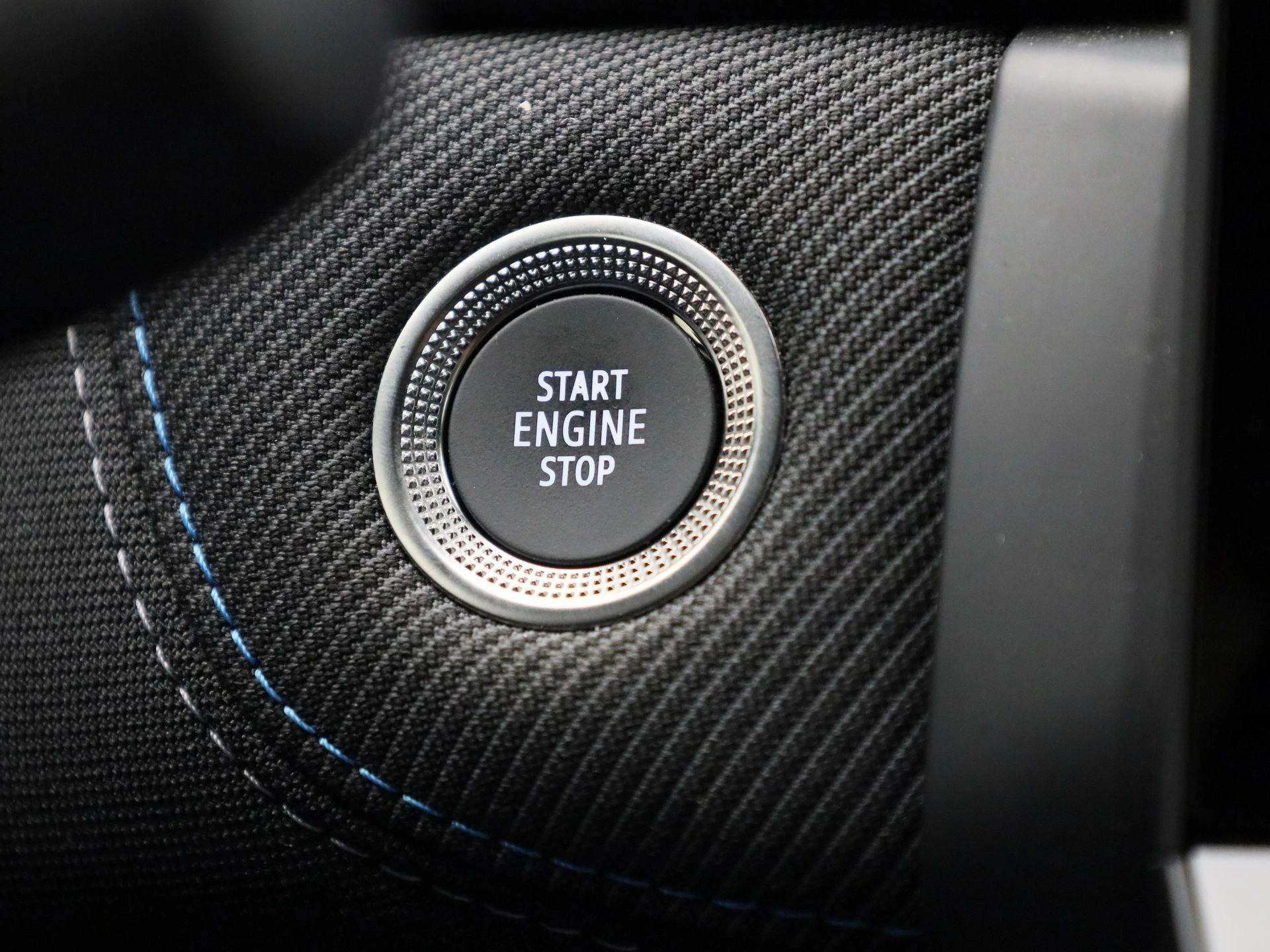 Renault-Captur-image-18