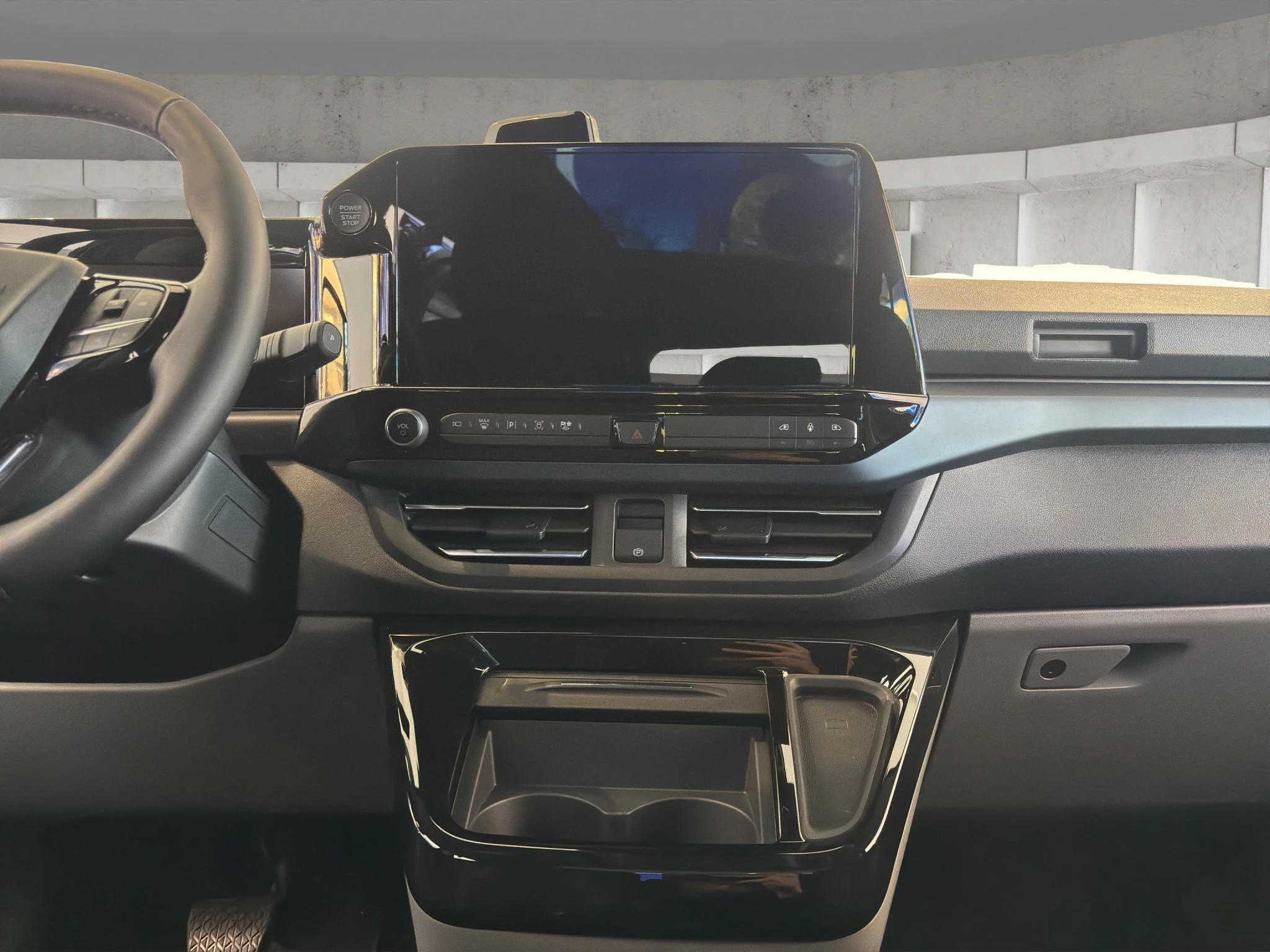 Ford-Tourneo Custom-image-12