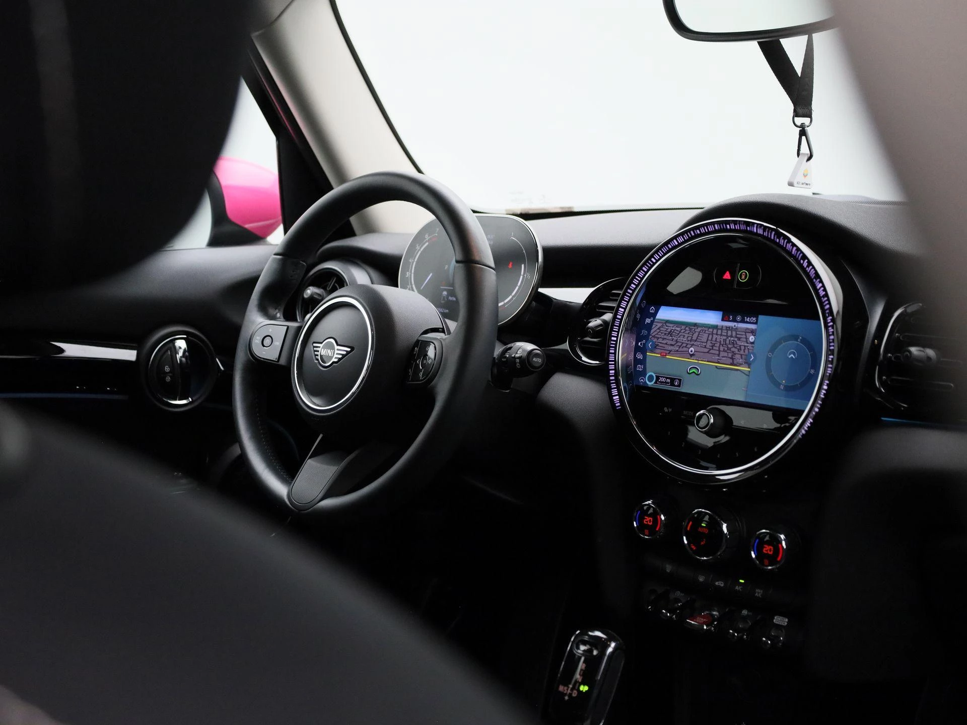 MINI Cooper Mini 5 door (100 kW)