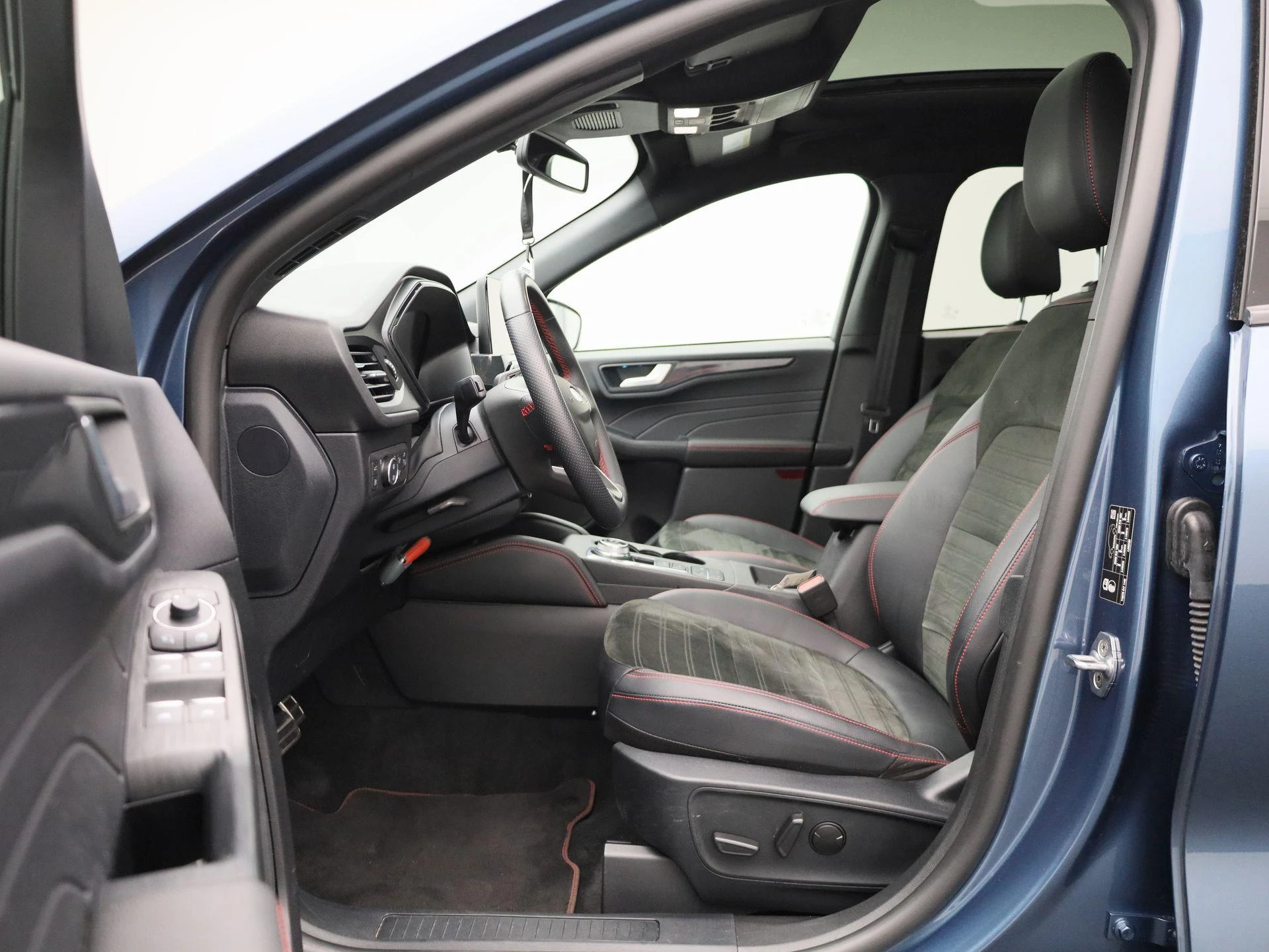 Ford Kuga - 11