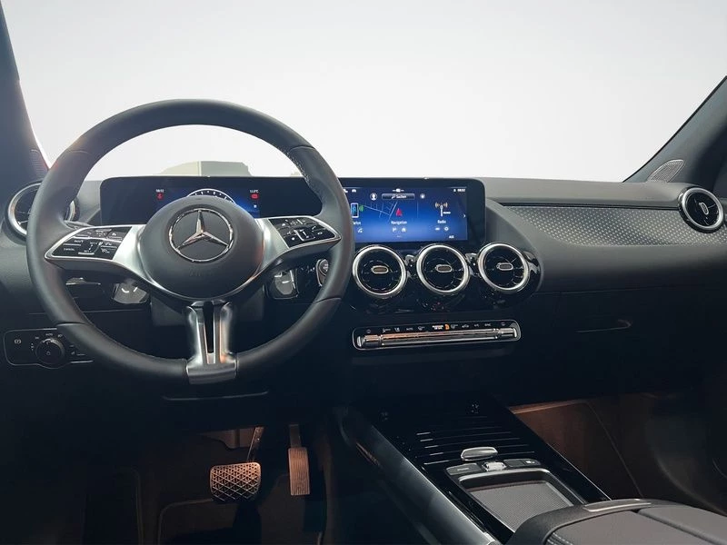 Mercedes-Benz GLA 200 PROGRESSIVE AHK MBUX KLIMA NAVI SHZ Progressive