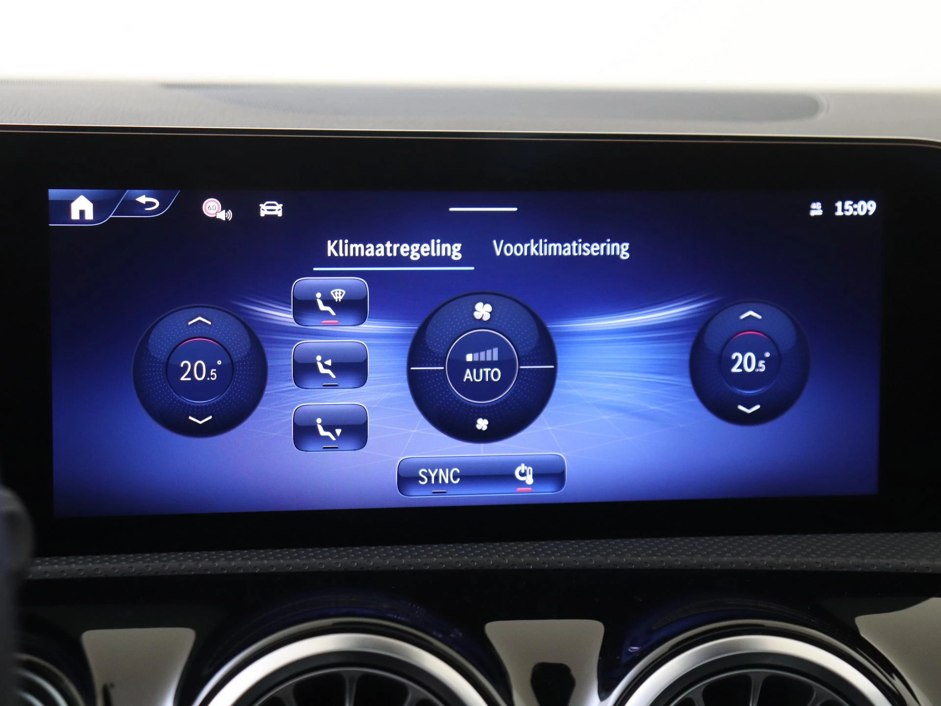 Mercedes-Benz A-Klasse 250 e Business Solution AMG
