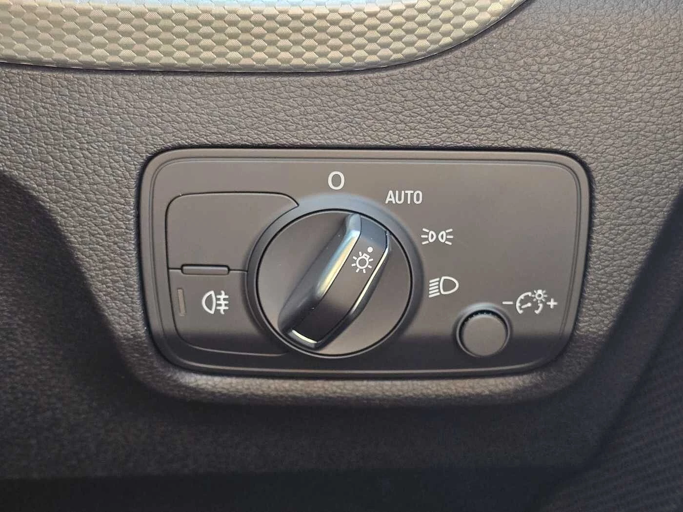 Audi-Q2-image-26