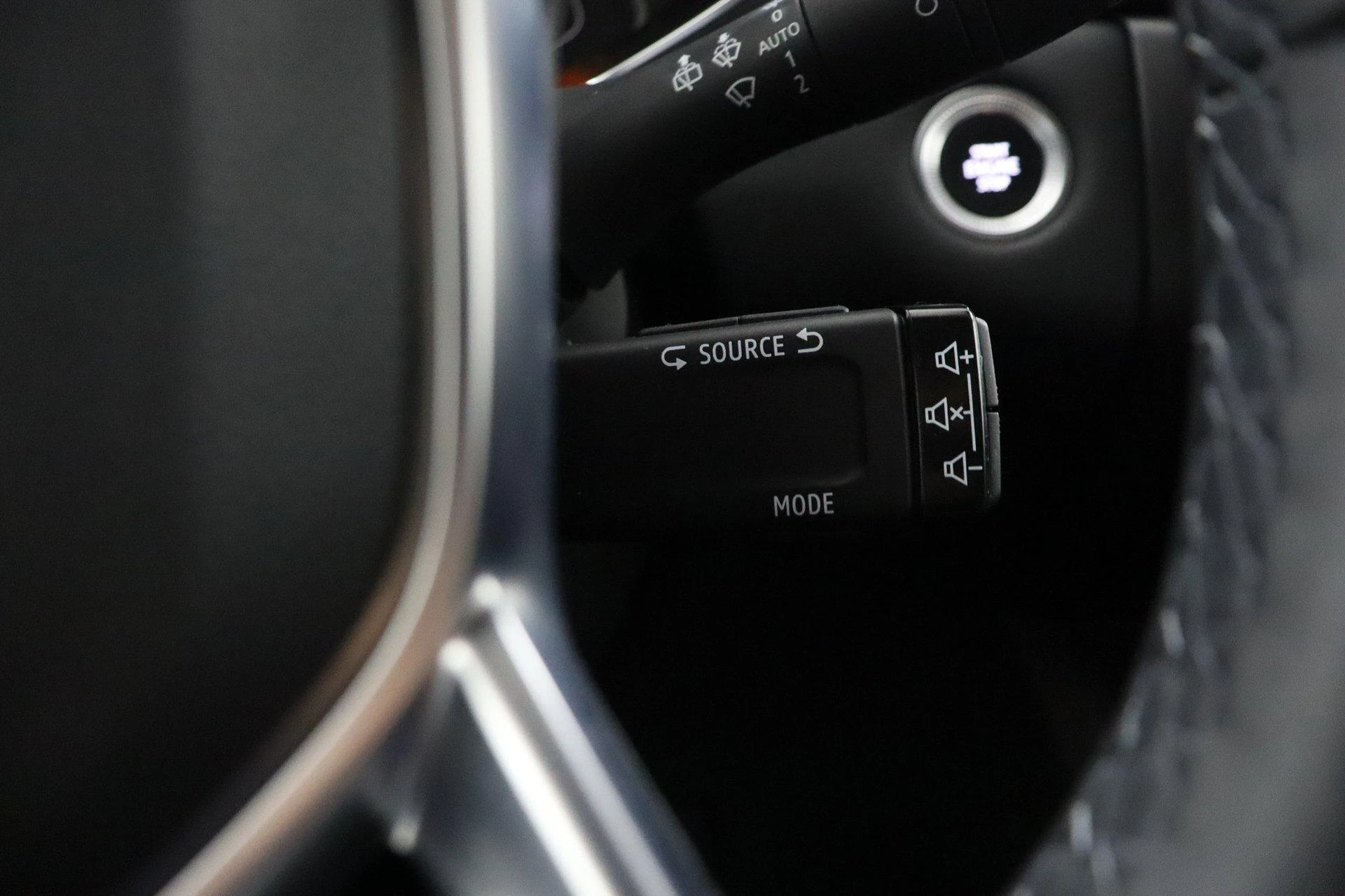 Renault-Captur-image-37